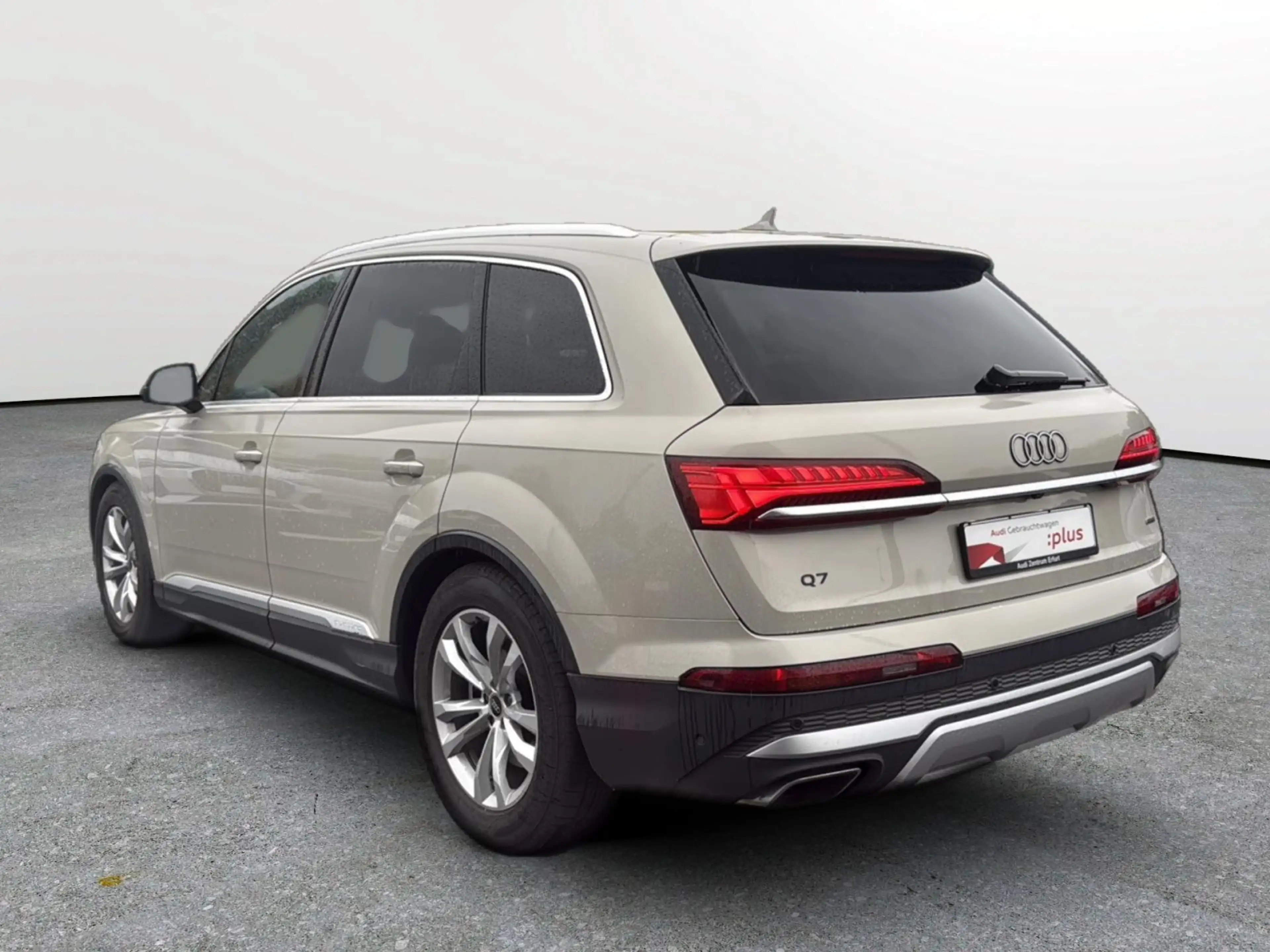 Audi Q7 55 TFSI quattro tiptronic S-Line Matrix Stand — photo 8