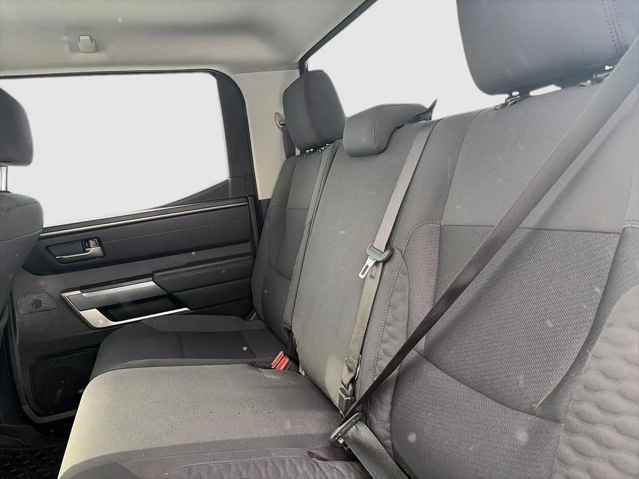 Toyota Tundra снимка Toyota Tundra