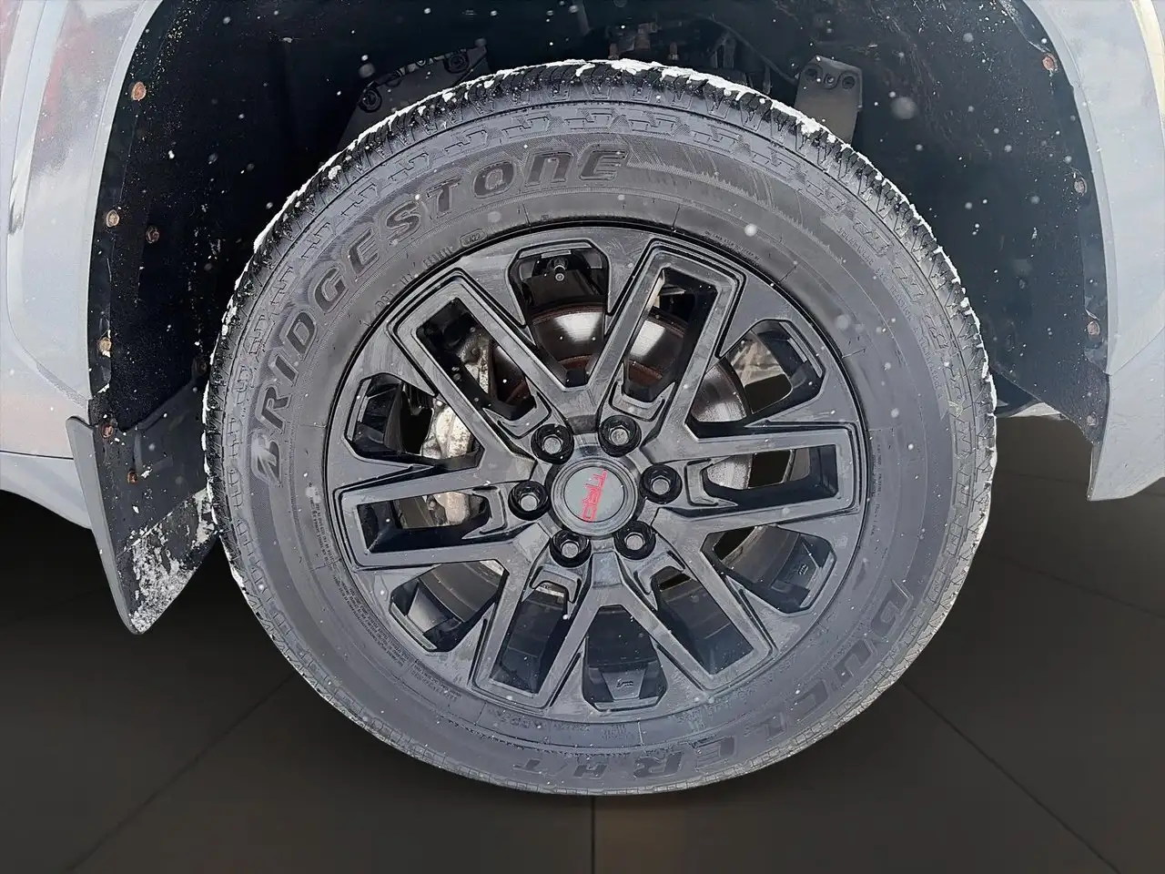Toyota Tundra снимка Toyota Tundra