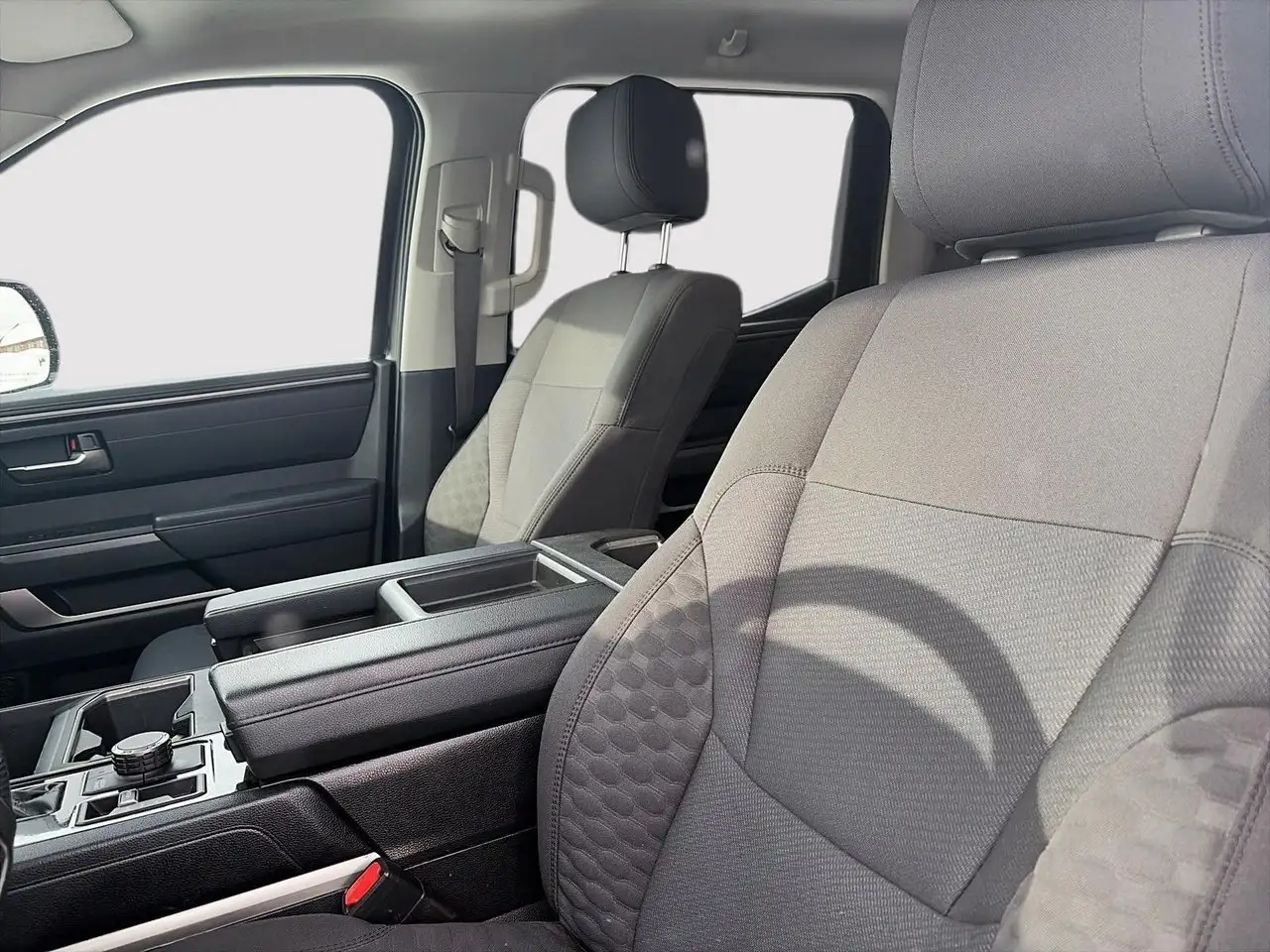 Toyota Tundra снимка Toyota Tundra
