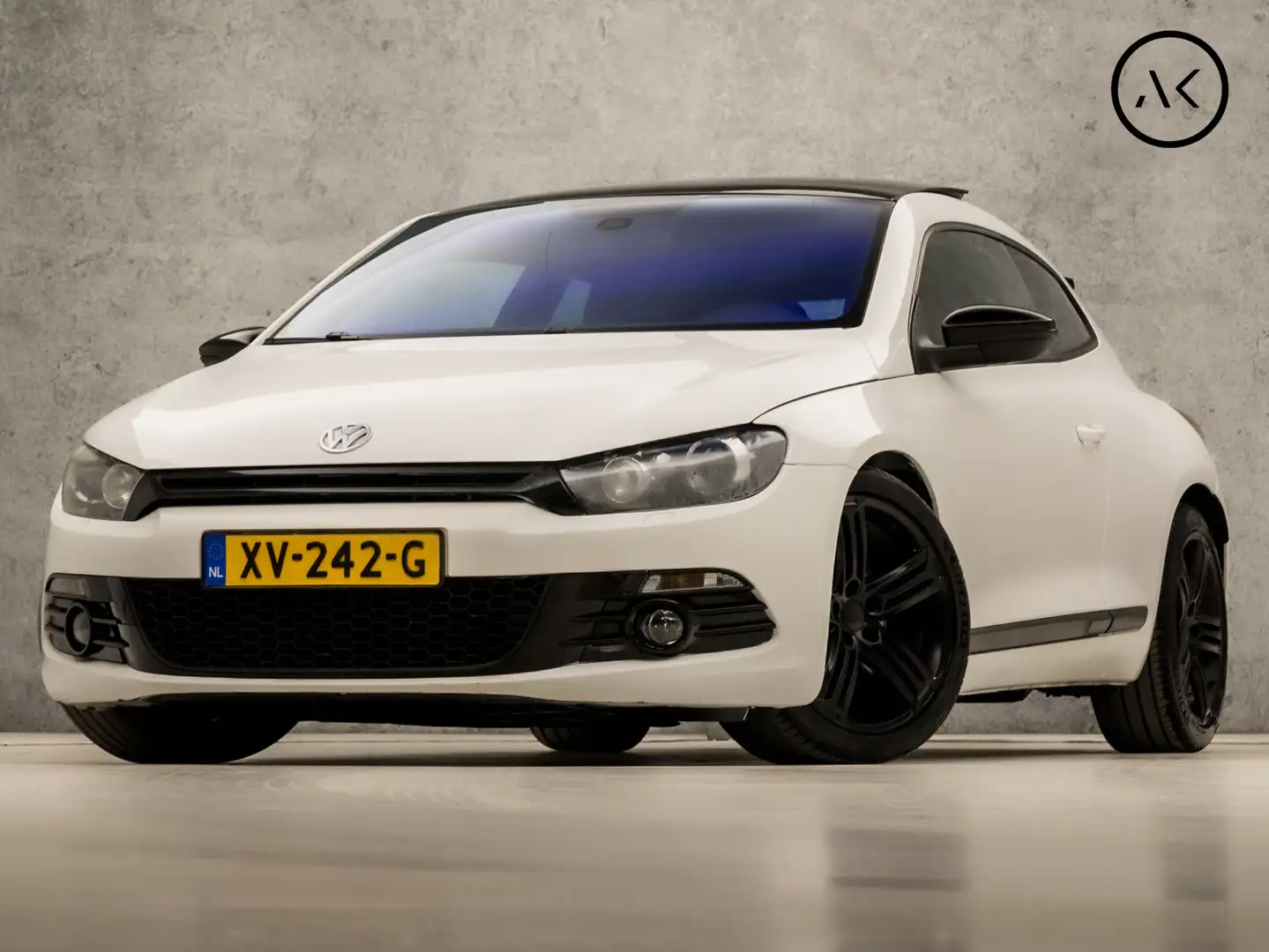 Volkswagen Scirocco 2.0 TSI Sport 200Pk Automaat (SCHUIFDAK, YOUNGTIME Blanco - 1