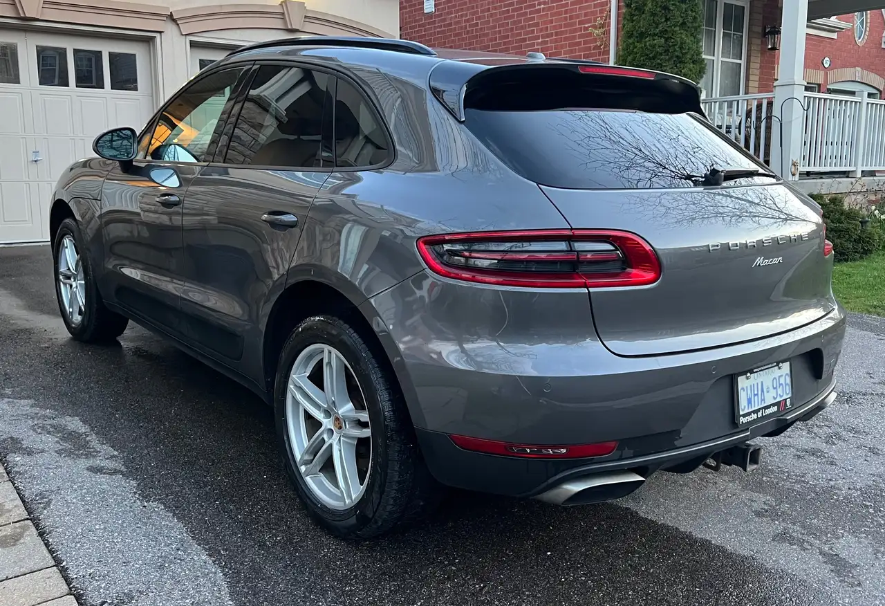 Porsche Macan снимка Porsche Macan