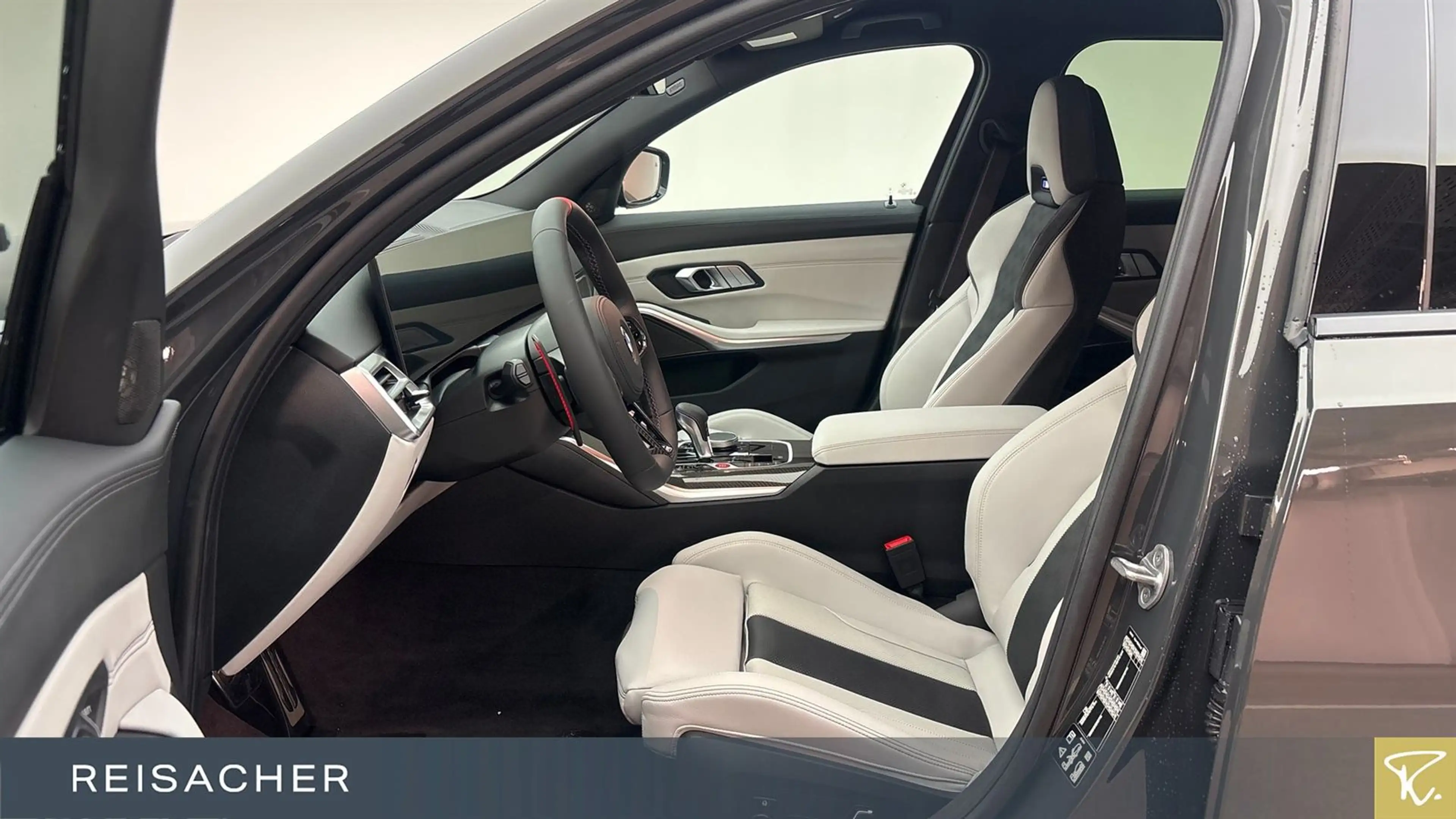 BMW M3 Competition mit M xDrive Touring DAB Radio — photo 4