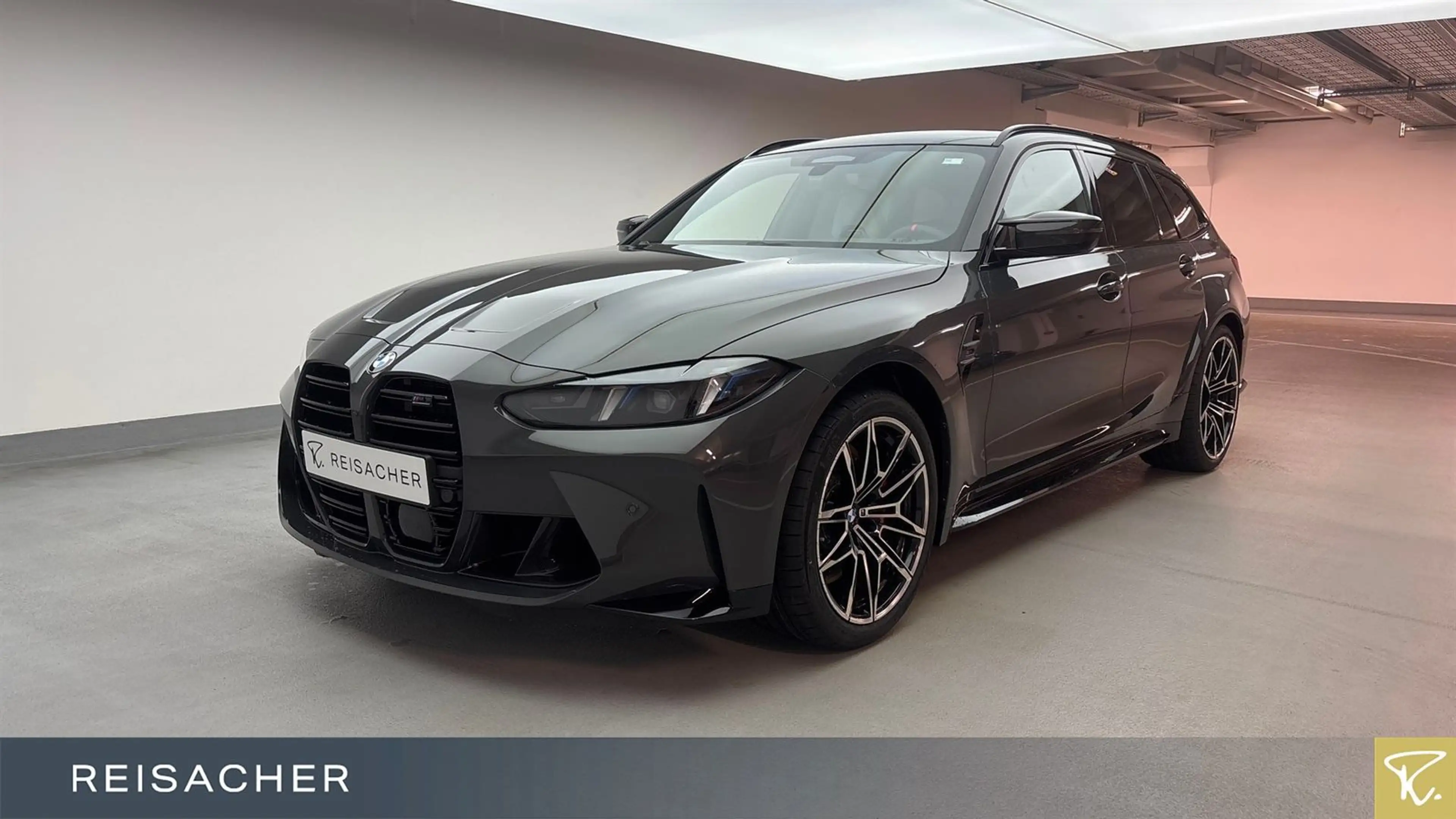 BMW M3 Competition mit M xDrive Touring DAB Radio