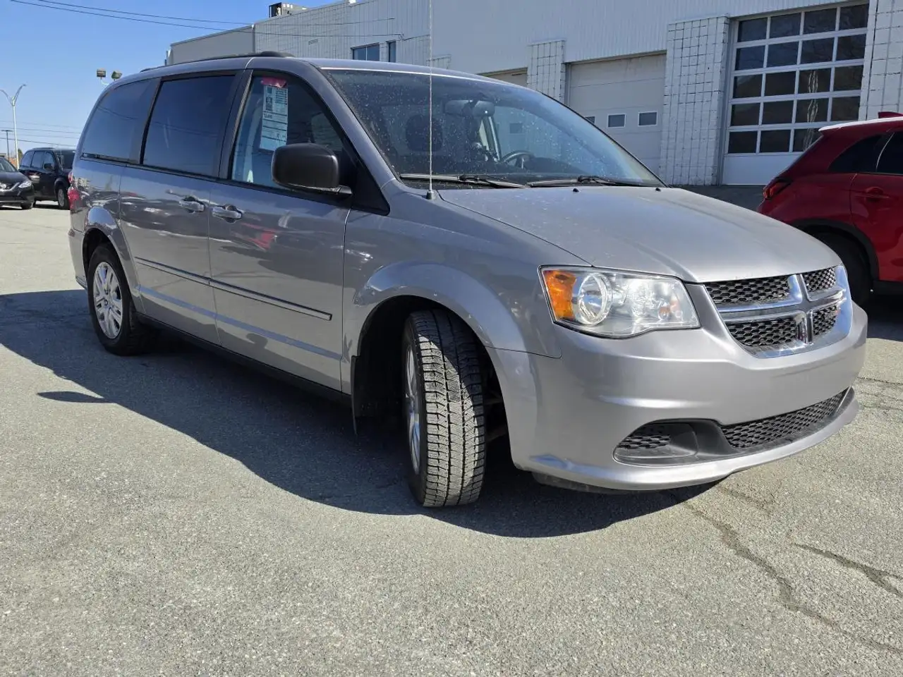 Dodge Grand Caravan снимка Dodge Grand Caravan