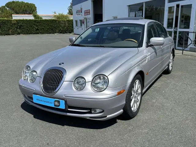 Jaguar S-Type 3.0 V6 Pack BA