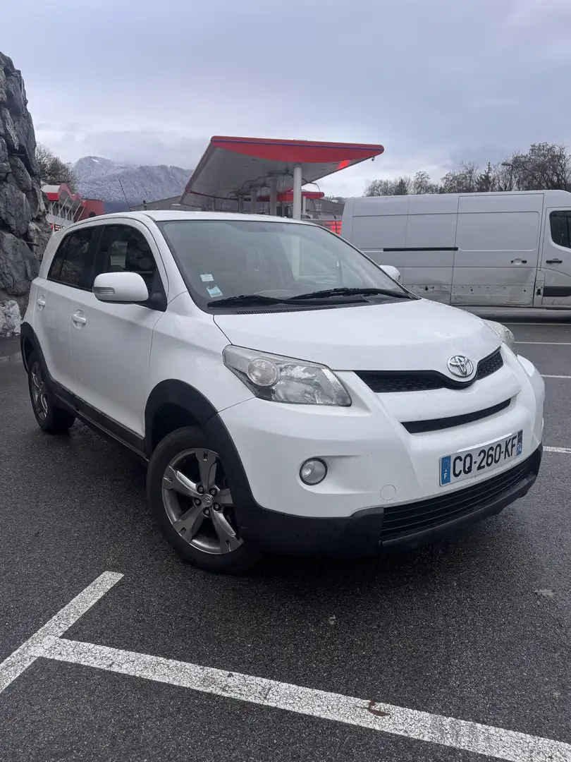 Toyota Urban Cruiser 90 D-4D FAP AWD Life - 1