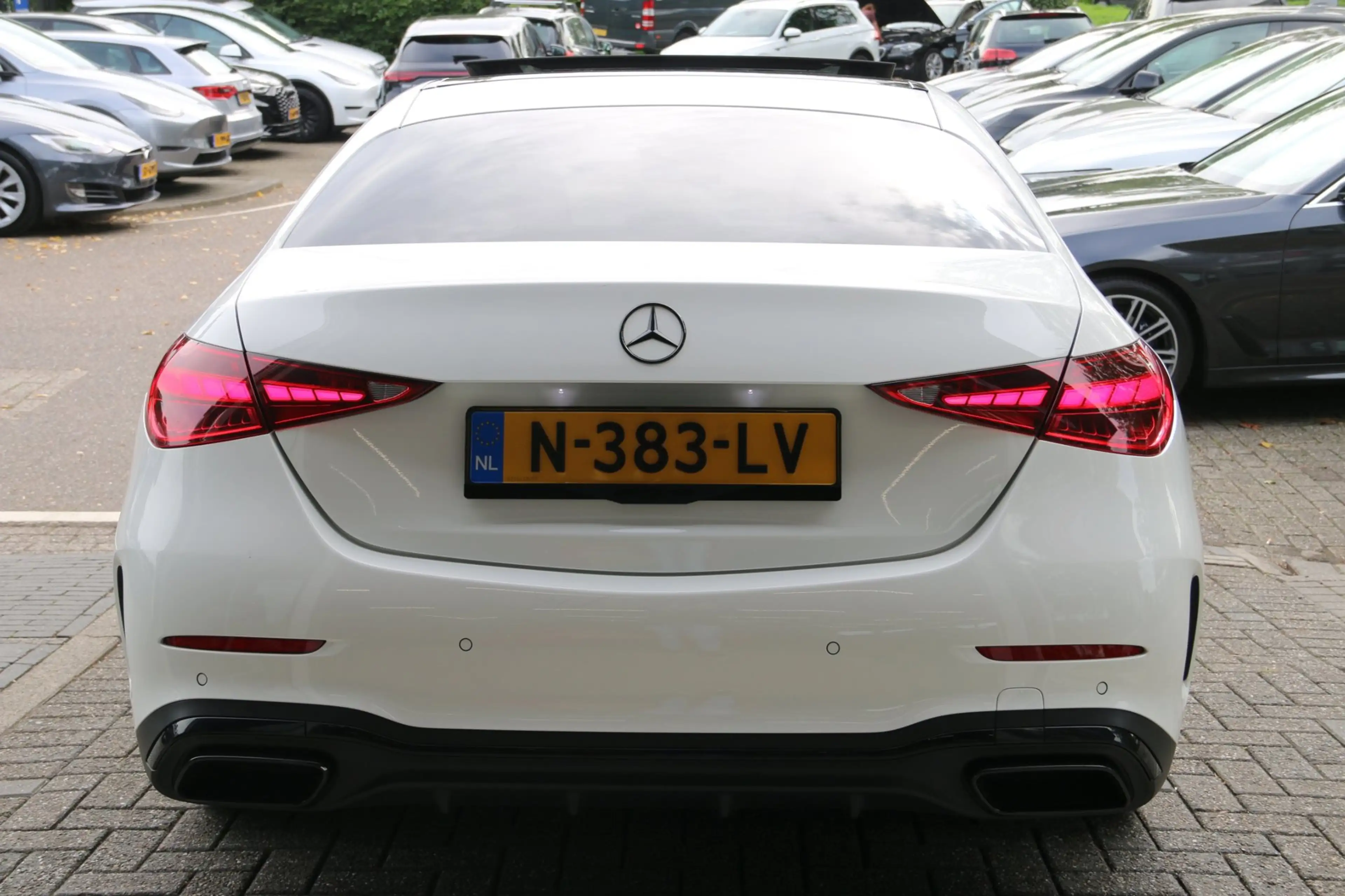 Mercedes-Benz C 200 Launch Edition AMG Line PANO-DAK! — photo 7