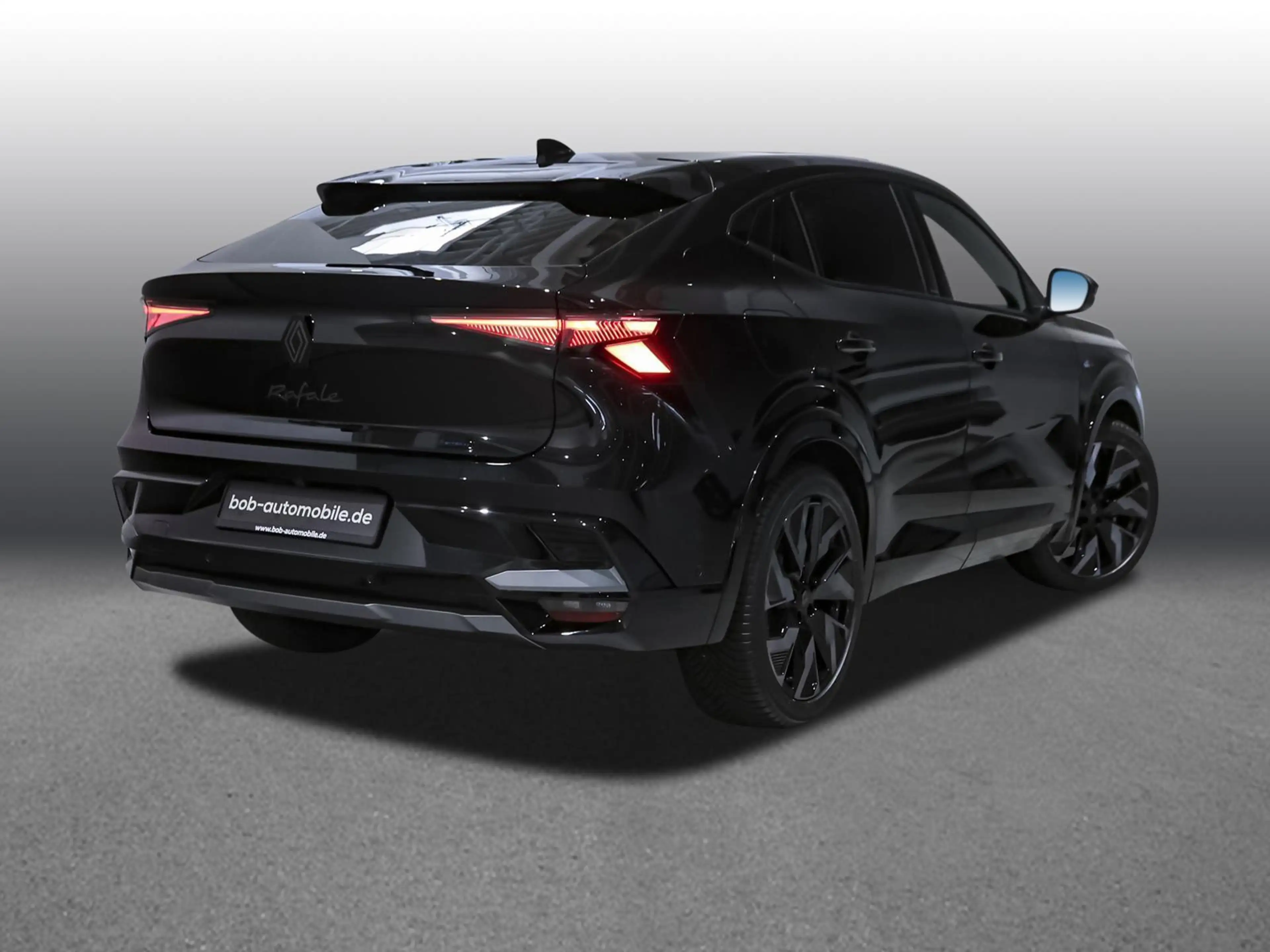 Renault Rafale Esprit Alpine E-Tech Plug-in Hybrid 300 4x4 — photo 2