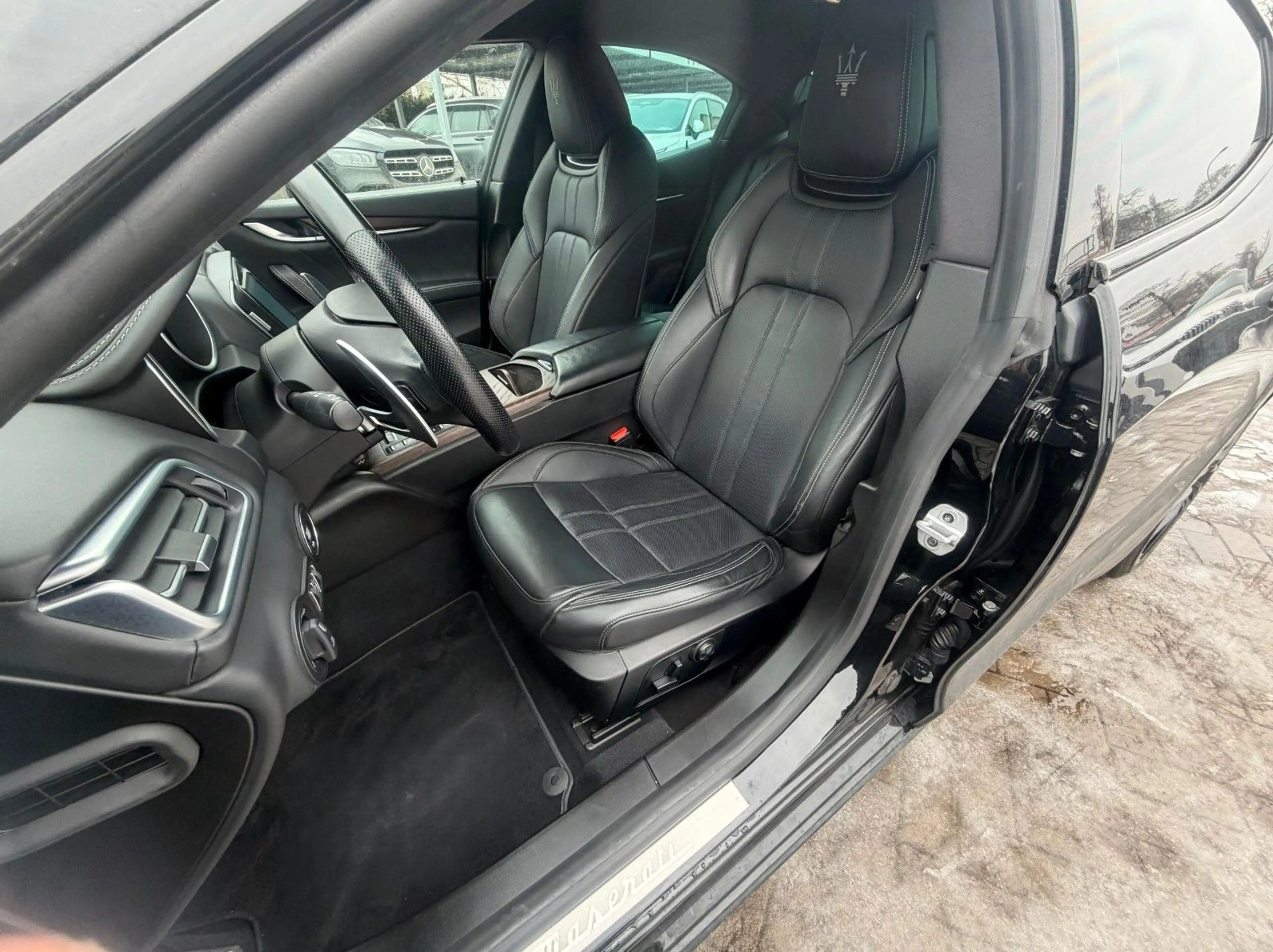 Maserati Ghibli S Q4 SoftClose*360° CAM*Bi-Xenon — photo 10