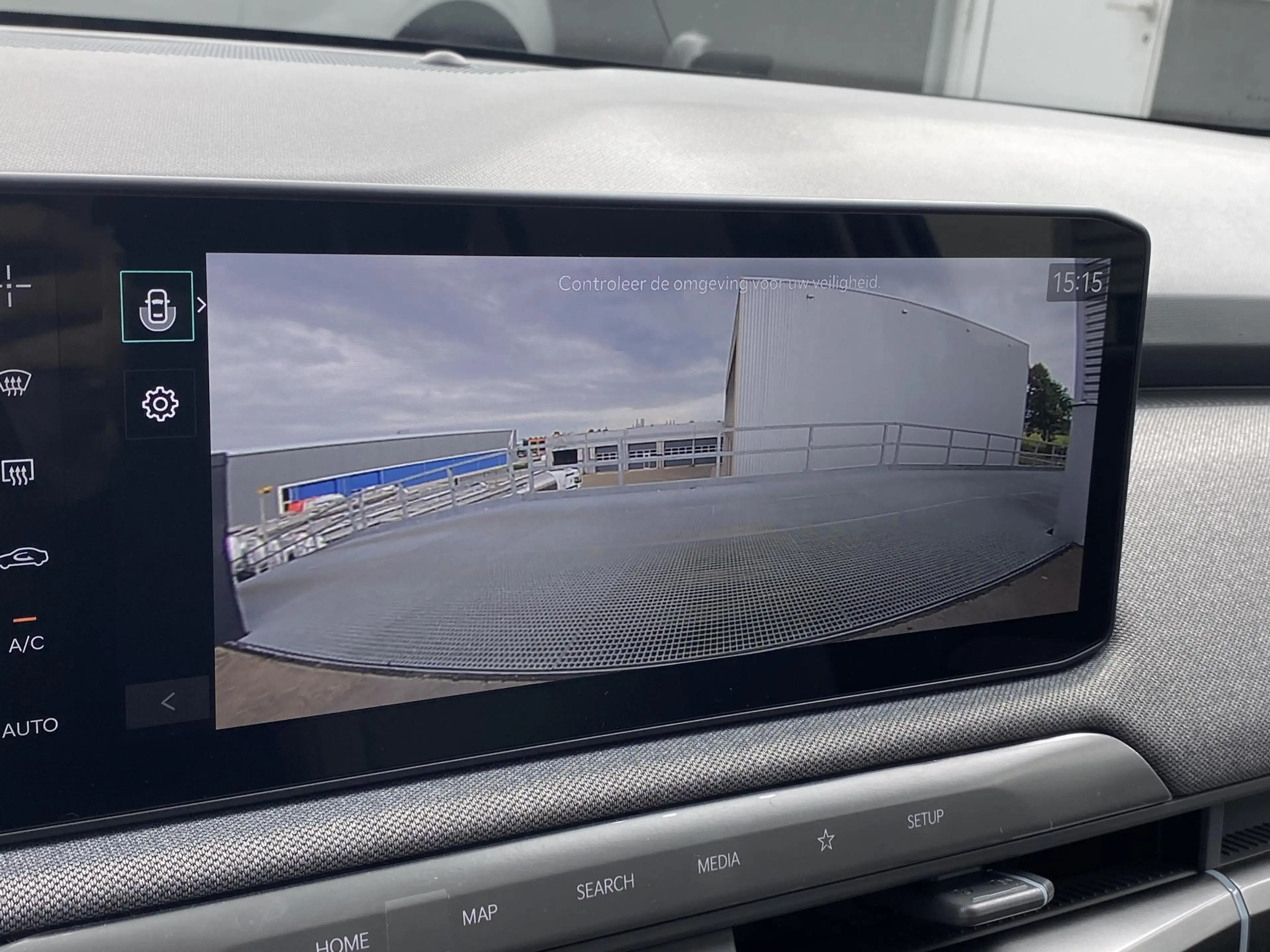 Kia EV3 Plus 81.4 kWh Nette auto, lage KM stand, dodehoekd — photo 11