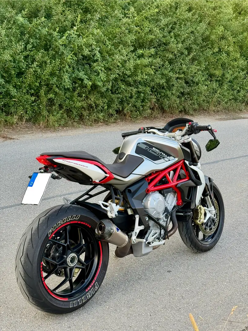 MV Agusta Brutale 800 - 1