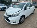 Toyota Yaris Edition Weiß - thumbnail 3