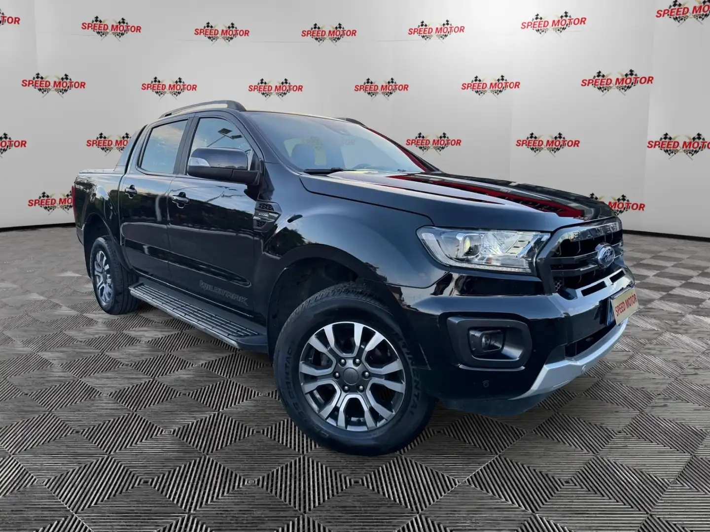 Ford Ranger Ranger 2.0 aut. 210 CV DC Wildtrak 5 posti, PRON Nero - 1