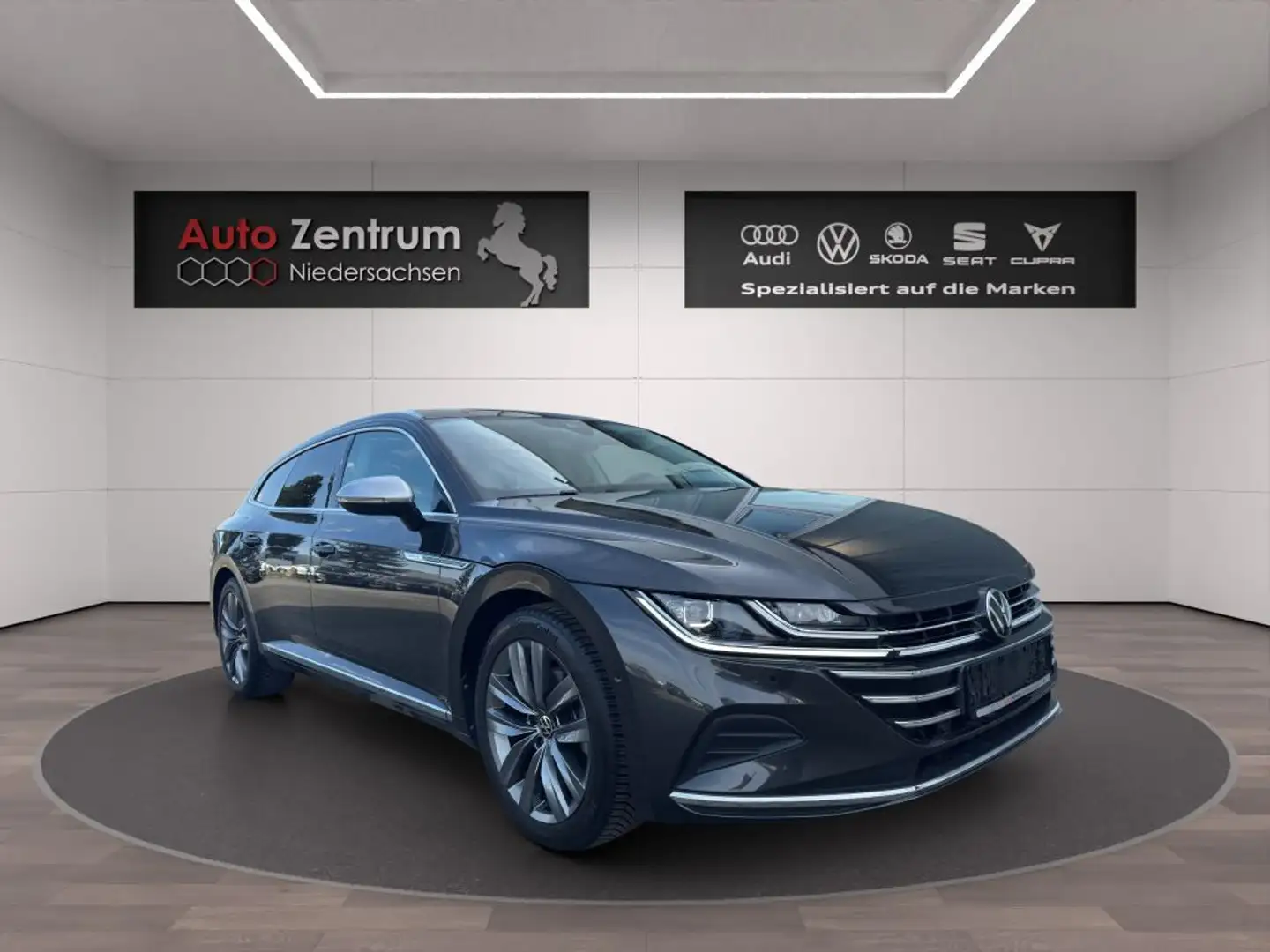 Volkswagen Arteon Shoot Brake 2.0TSI Elegance CarPL AHK*CAM Grau - 1