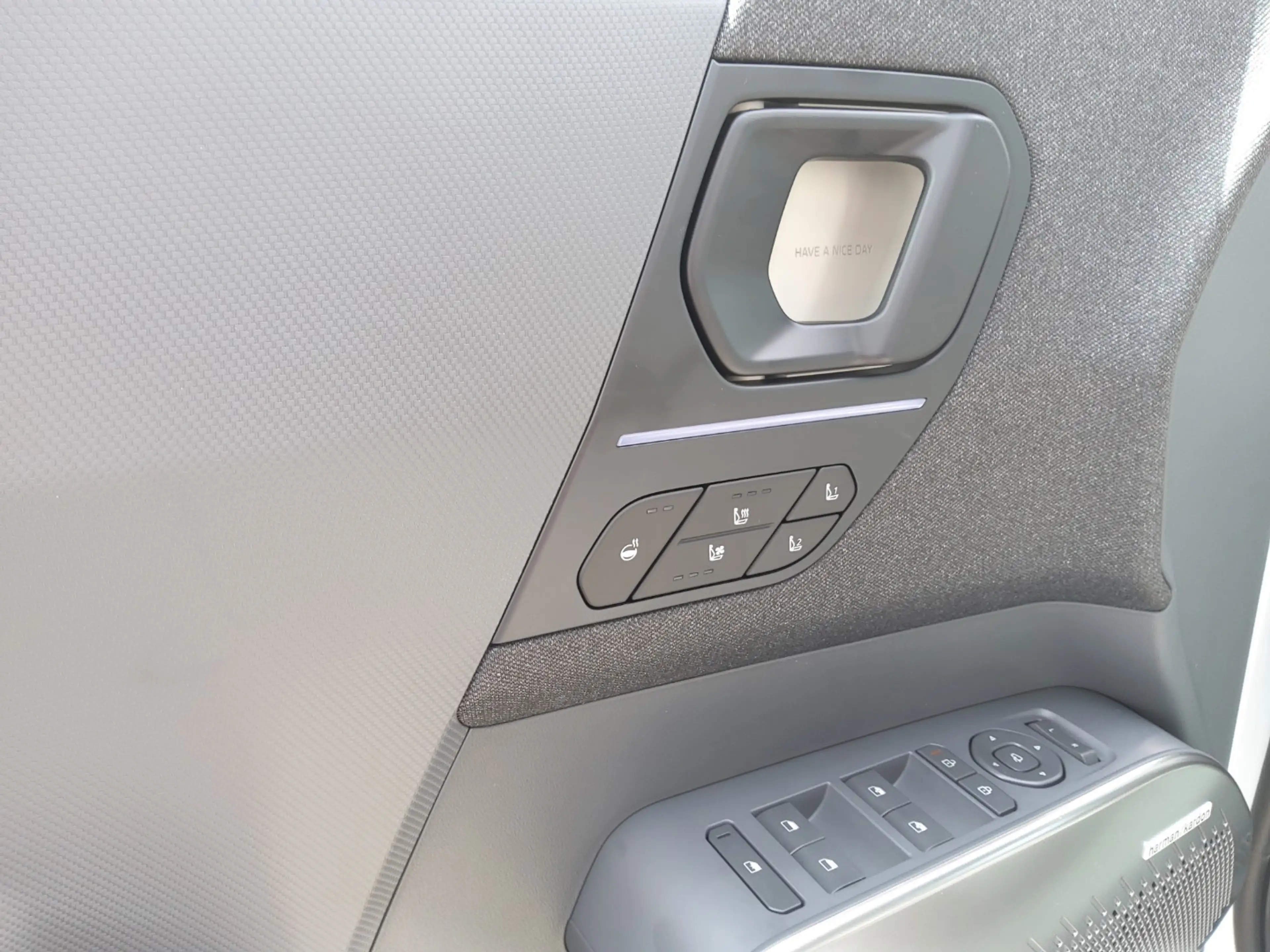 Kia EV2 4S GTL WIC 22AC TEC DWP COM — photo 8