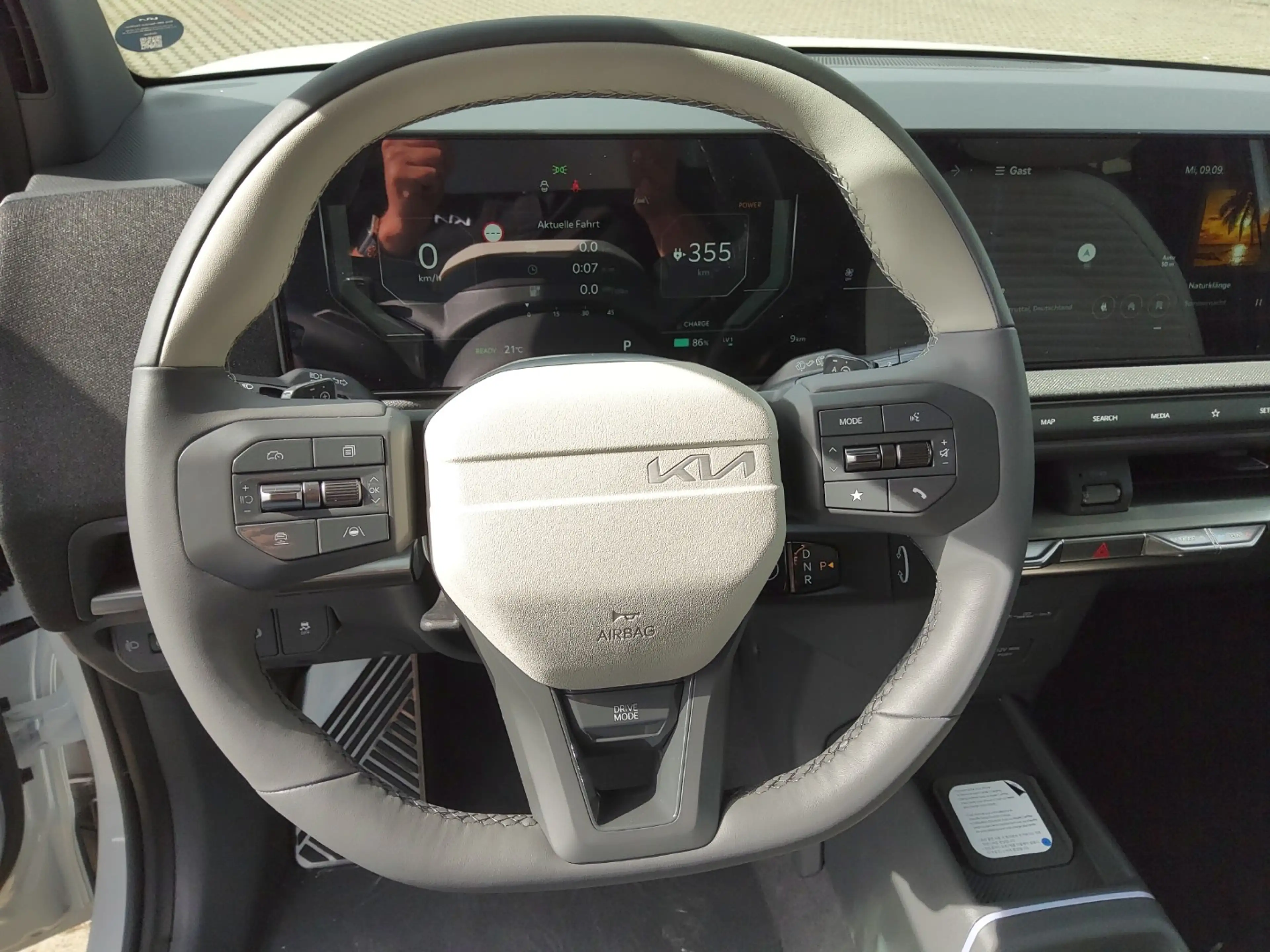 Kia EV2 4S GTL WIC 22AC TEC DWP COM — photo 11