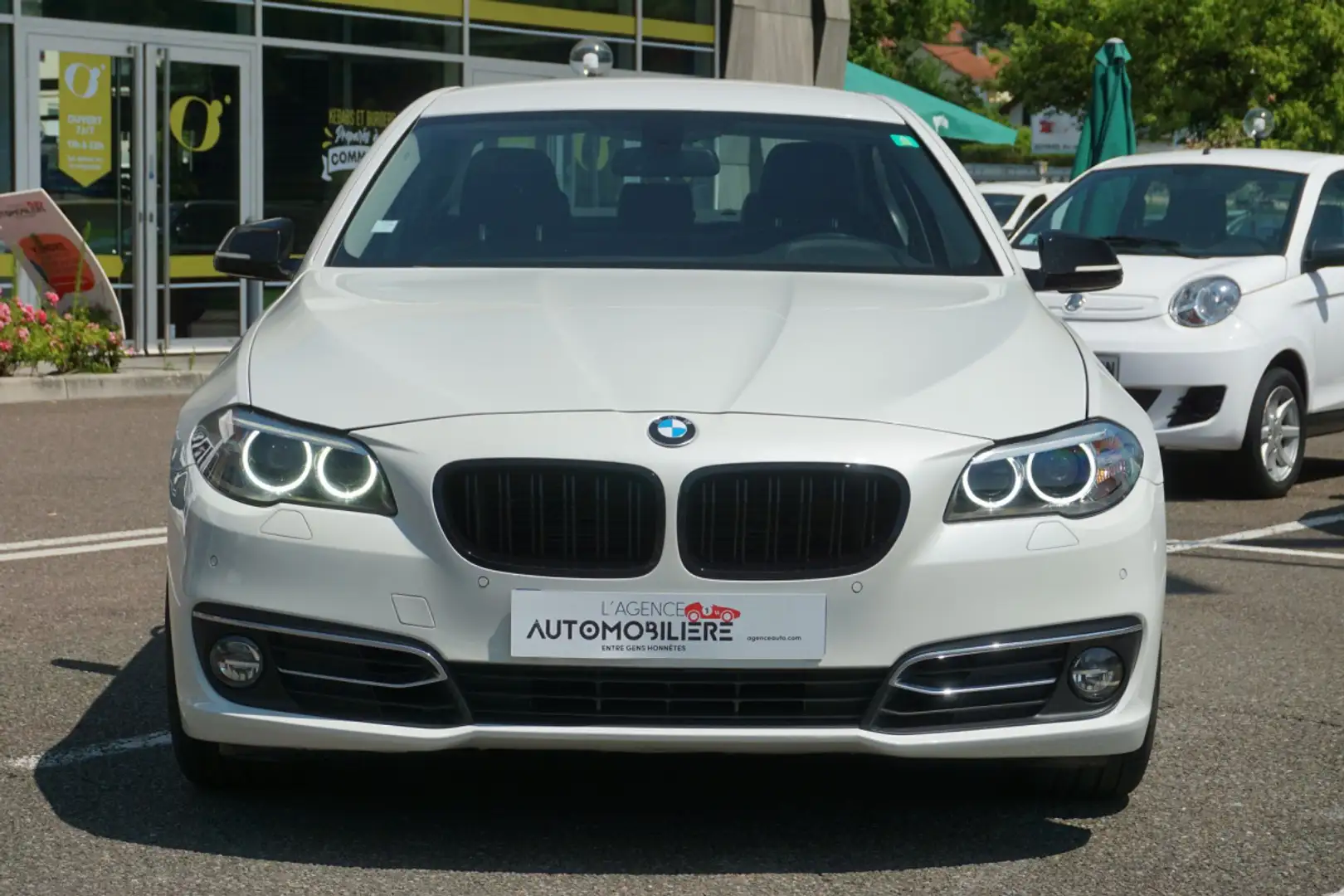 BMW 530 F10 530DA Xdrive 3.0 LCI 258 ch Luxury Blanc - 2