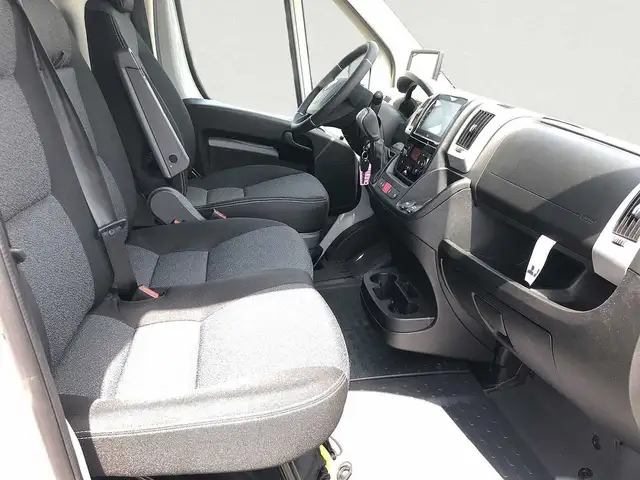 Fiat Ducato view 12