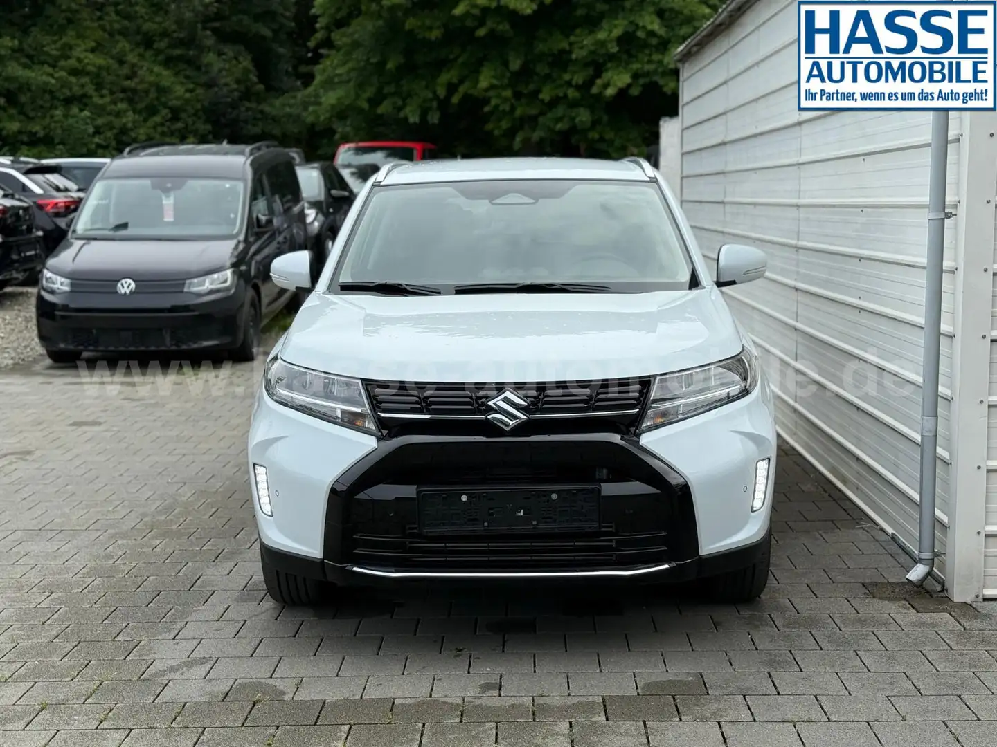 Suzuki Vitara Comfort+ 1.4 MHEV *LEDER*NAVI*SHZ*Kamera 95 kW ... Weiß - 2