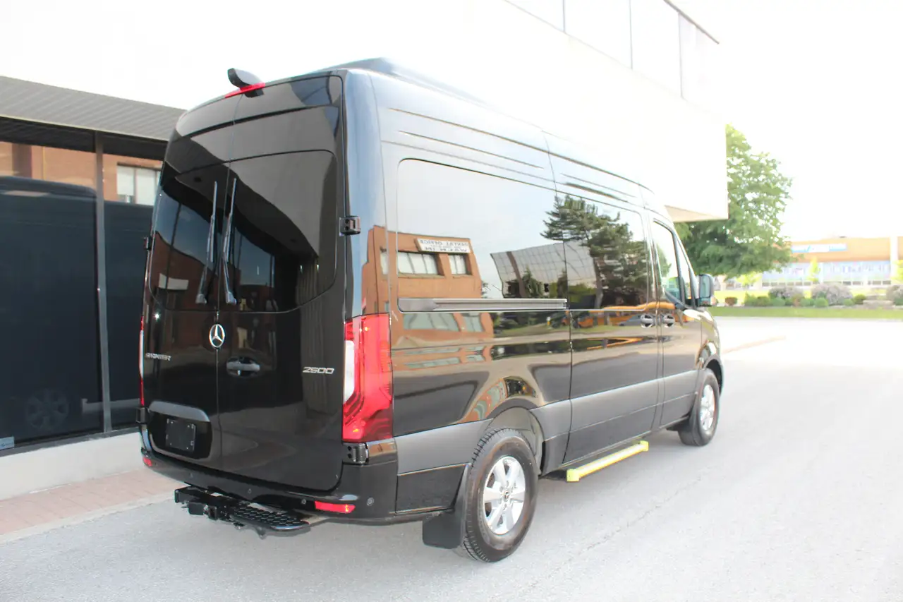 Mercedes-Benz Sprinter снимка Mercedes-Benz Sprinter