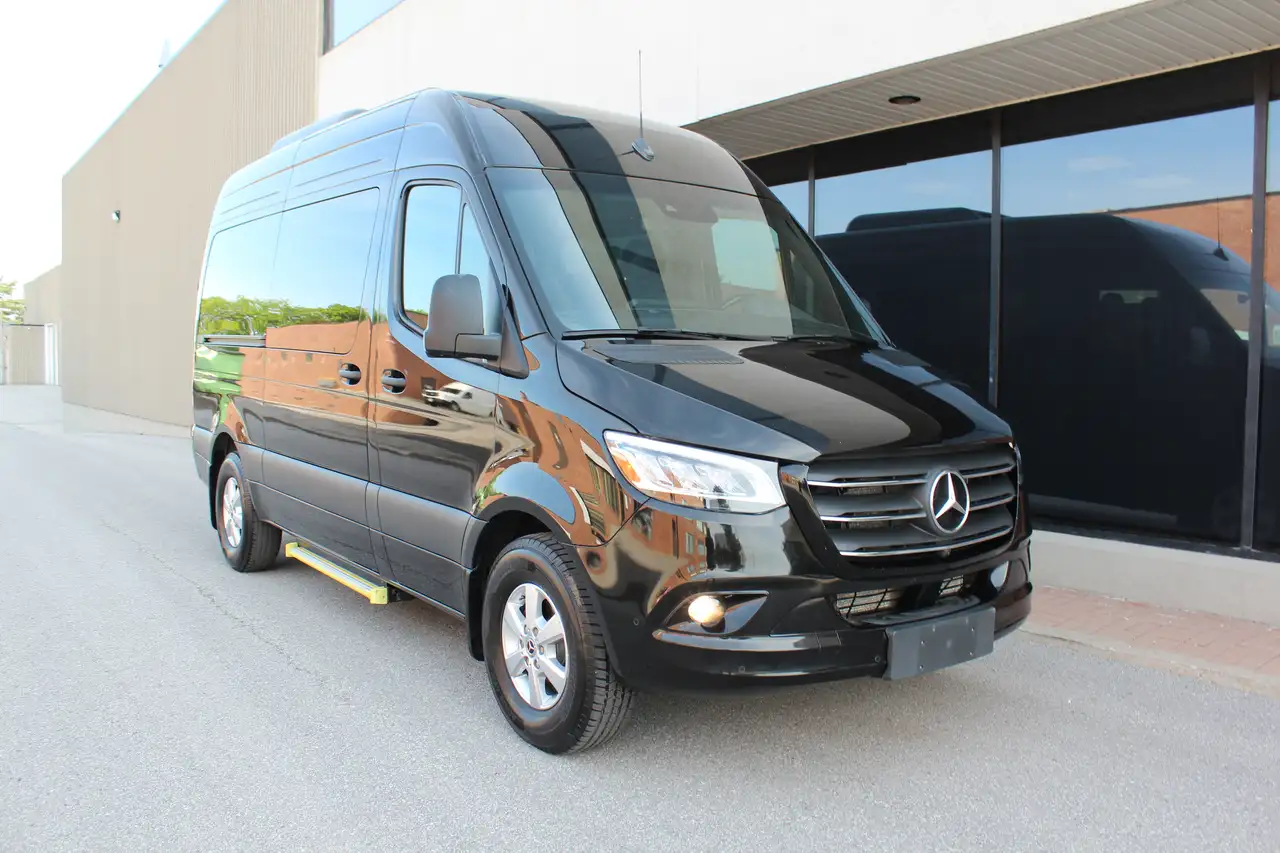 Mercedes-Benz Sprinter снимка Mercedes-Benz Sprinter