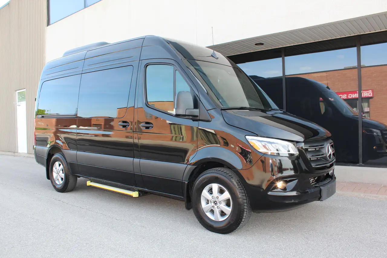 Mercedes-Benz Sprinter снимка Mercedes-Benz Sprinter