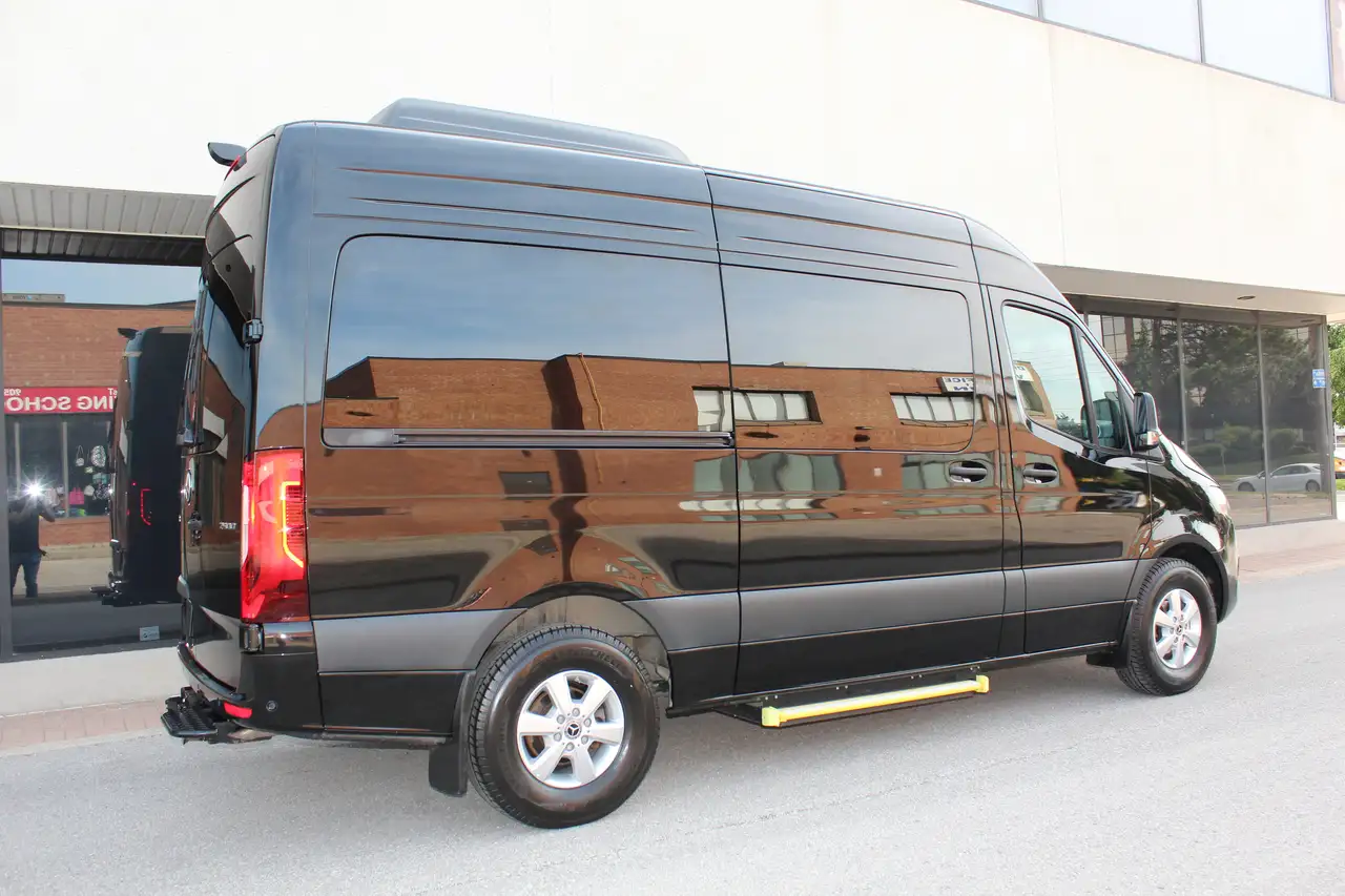 Mercedes-Benz Sprinter снимка Mercedes-Benz Sprinter