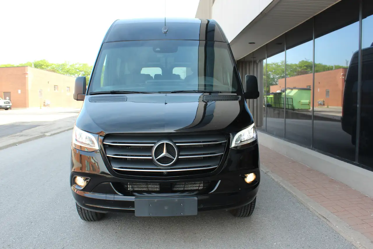 Mercedes-Benz Sprinter снимка Mercedes-Benz Sprinter