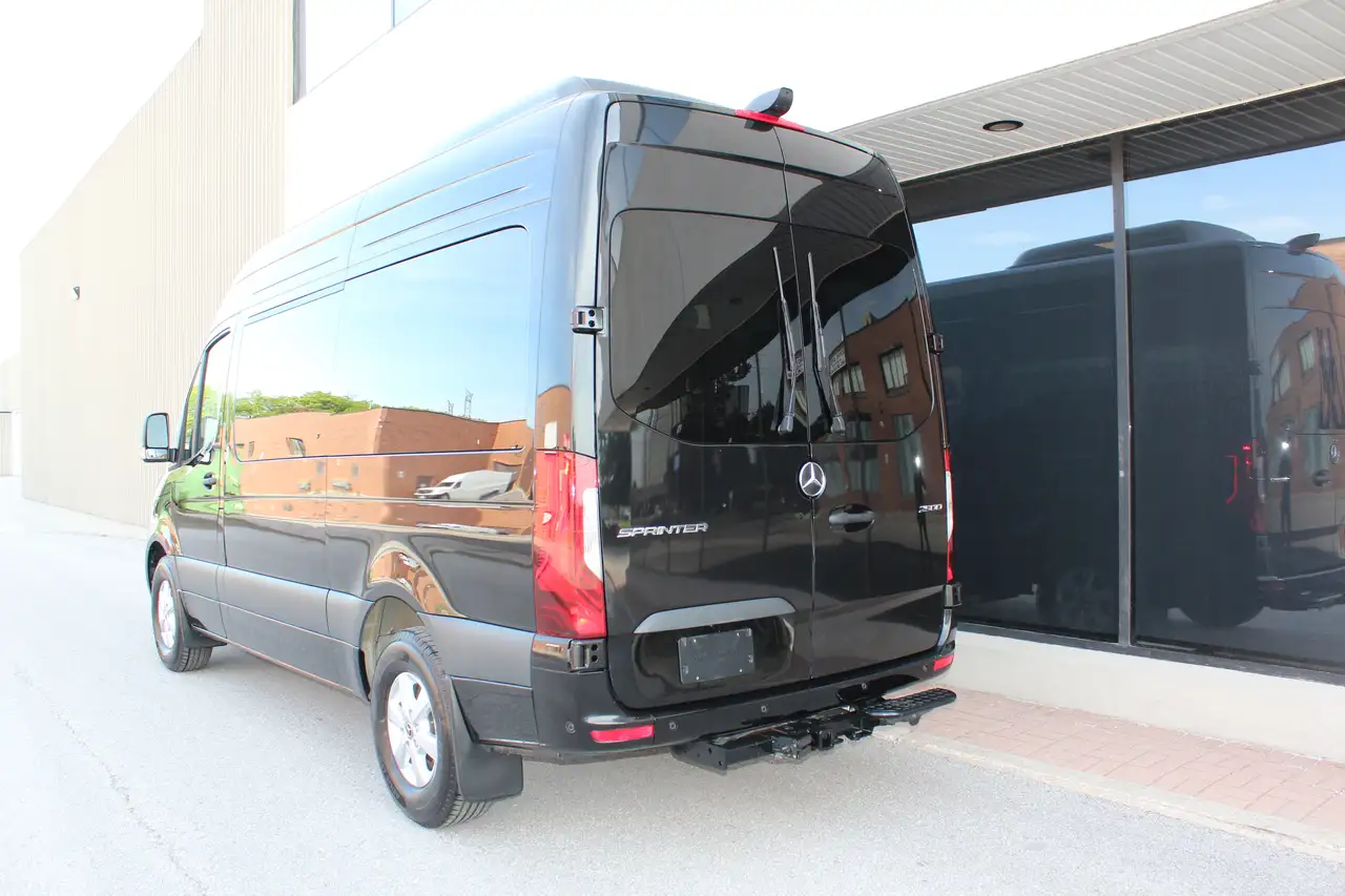Mercedes-Benz Sprinter снимка Mercedes-Benz Sprinter
