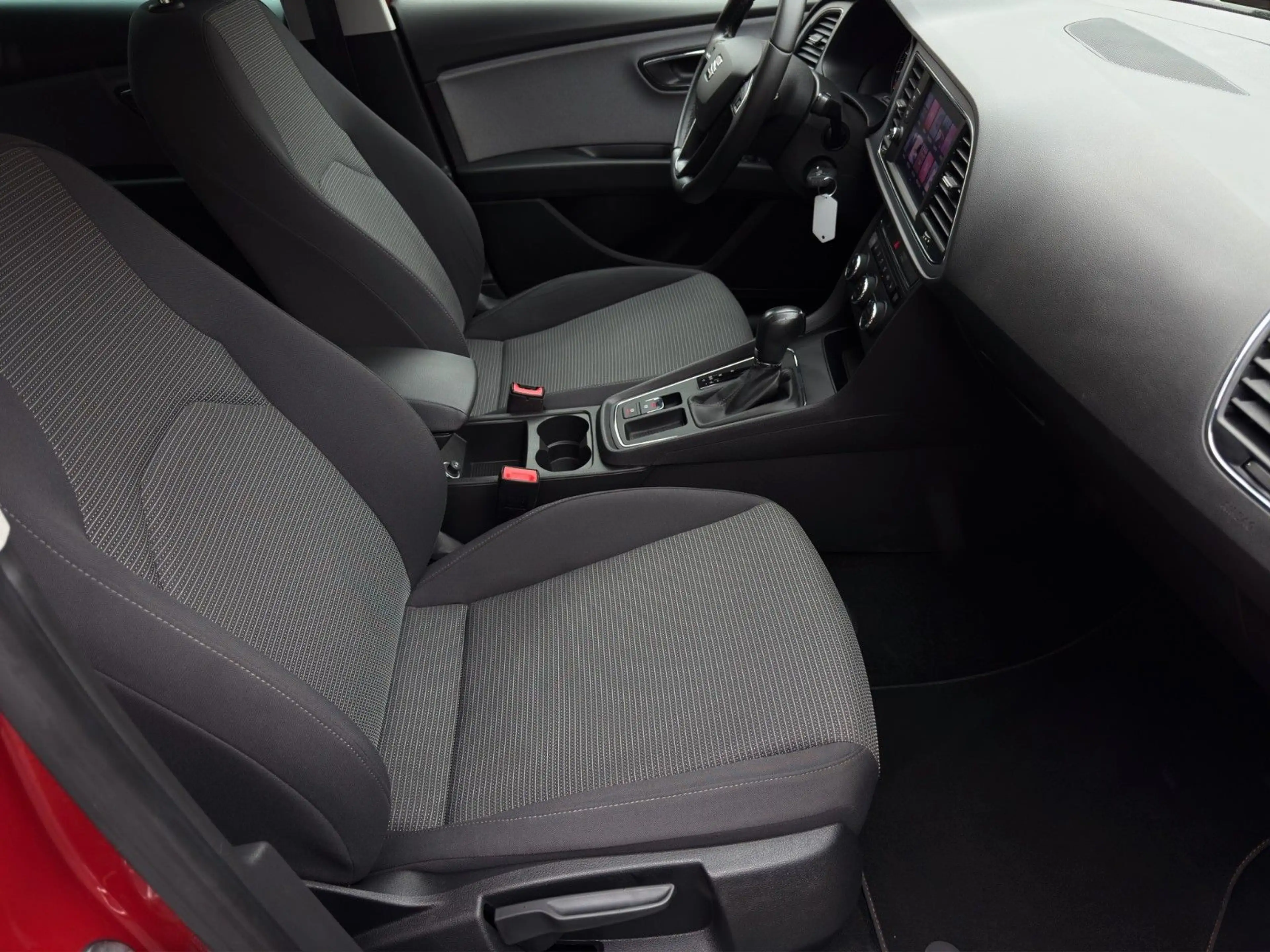 SEAT Leon 1.5 TGI Style *2.Hand*Erdgas*CarPlay*PDC* — photo 12