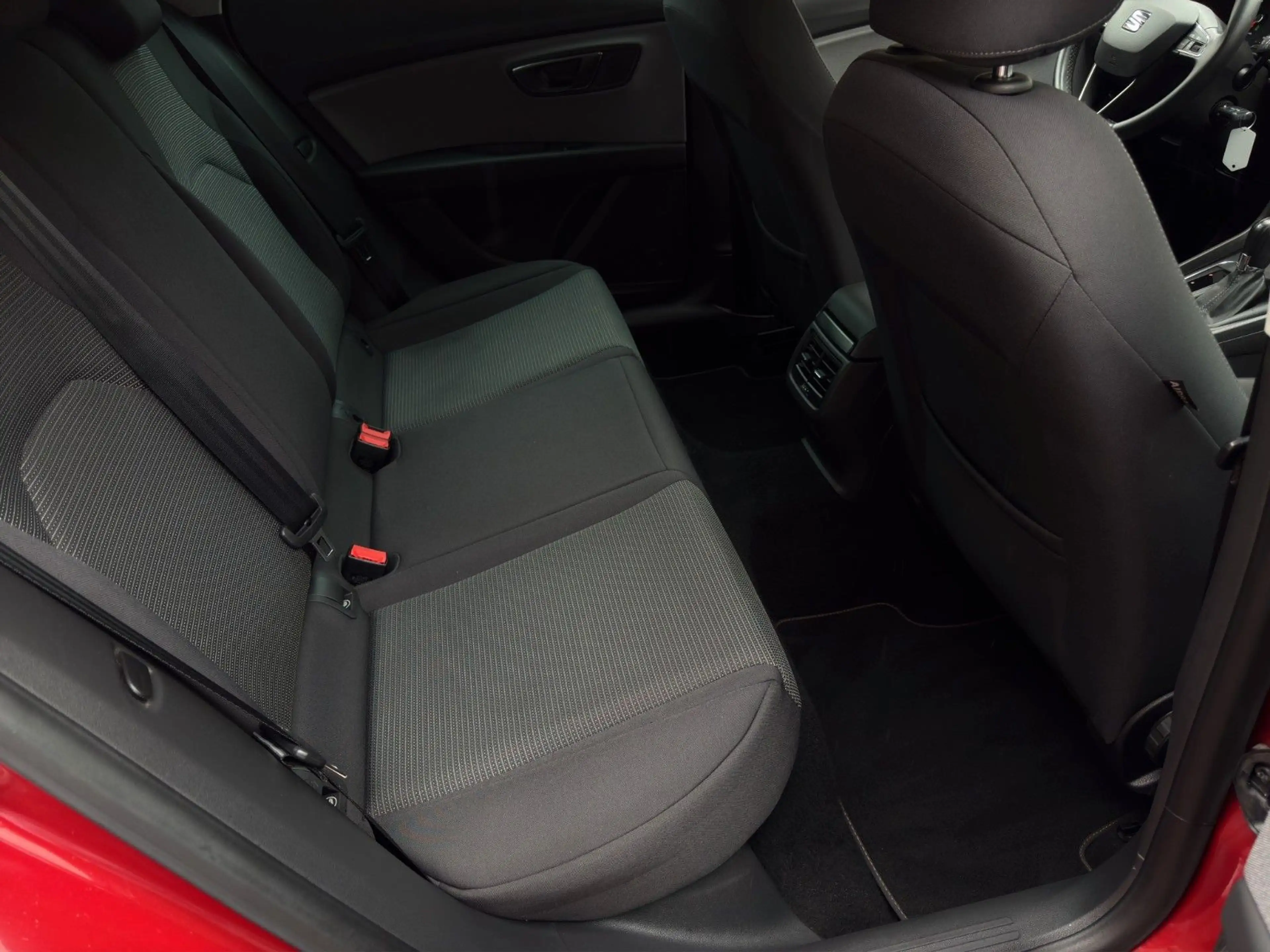 SEAT Leon 1.5 TGI Style *2.Hand*Erdgas*CarPlay*PDC* — photo 14