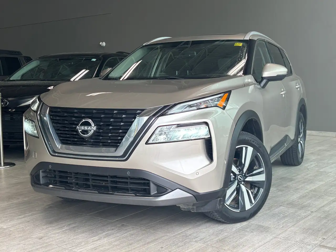 Nissan Rogue снимка Nissan Rogue