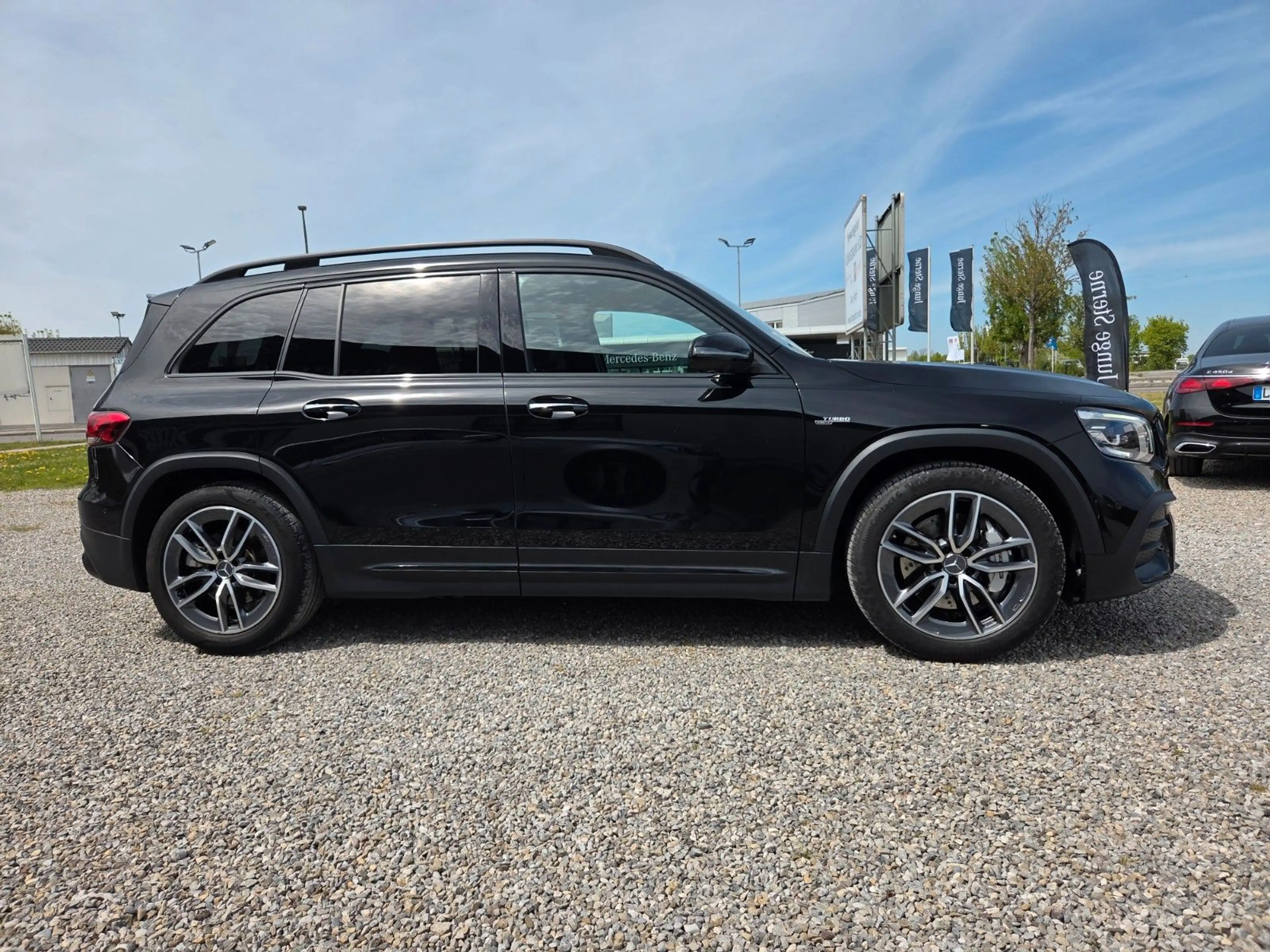 Mercedes-Benz GLB 35 AMG 4Matic Night-Paket AHK*ACC*LED*Memory — photo 6