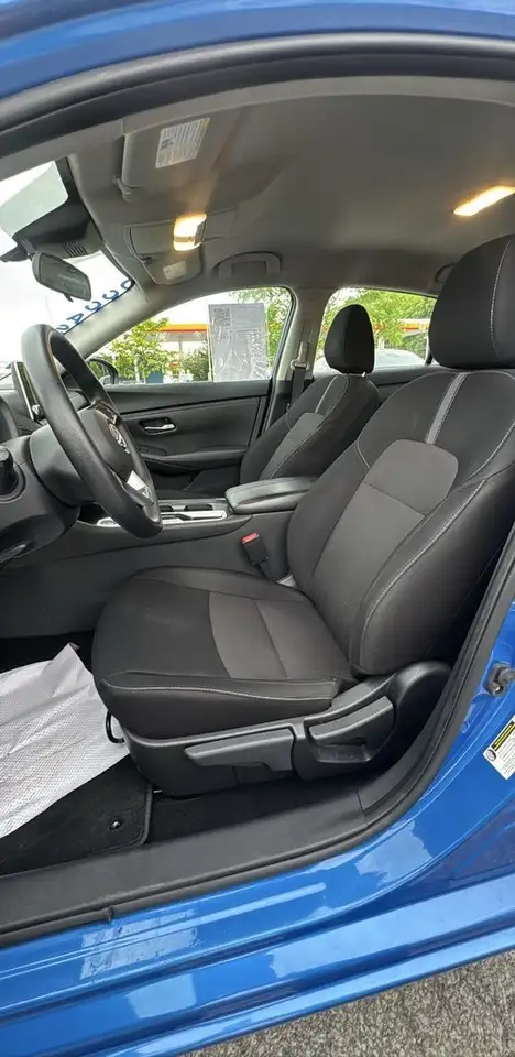 Nissan Sentra снимка Nissan Sentra