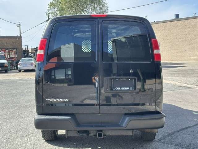 2017 Chevrolet Express 2500 Cargo Van