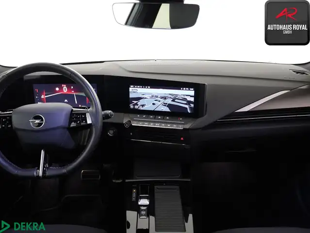 Opel Astra view 9