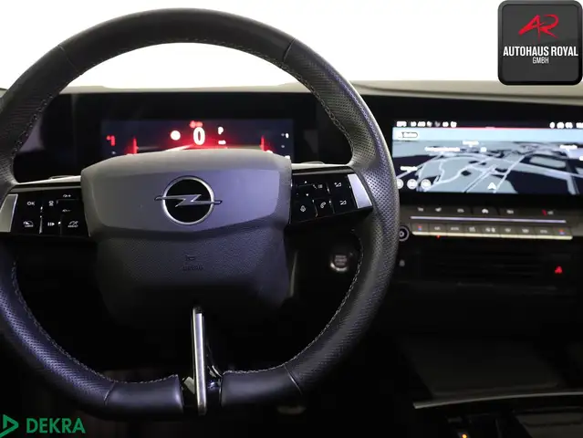 Opel Astra view 15