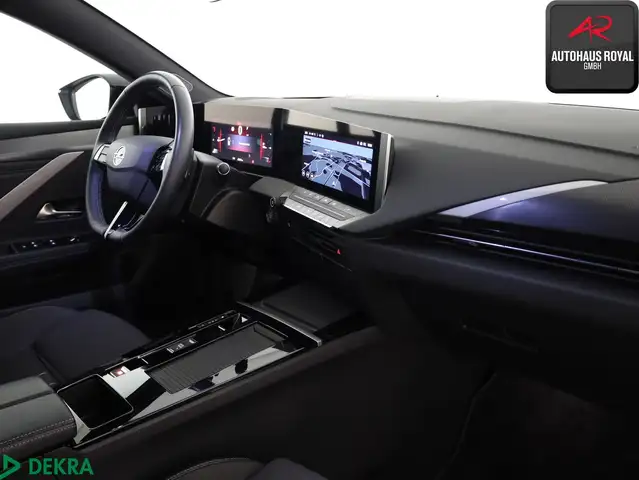 Opel Astra view 10