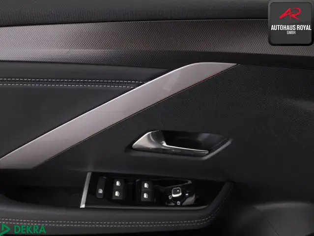 Opel Astra view 14