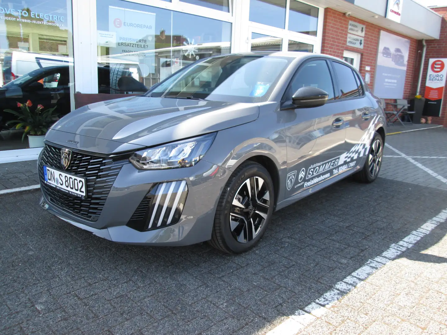 Peugeot 208 Allure PureTech 100 Grau - 1