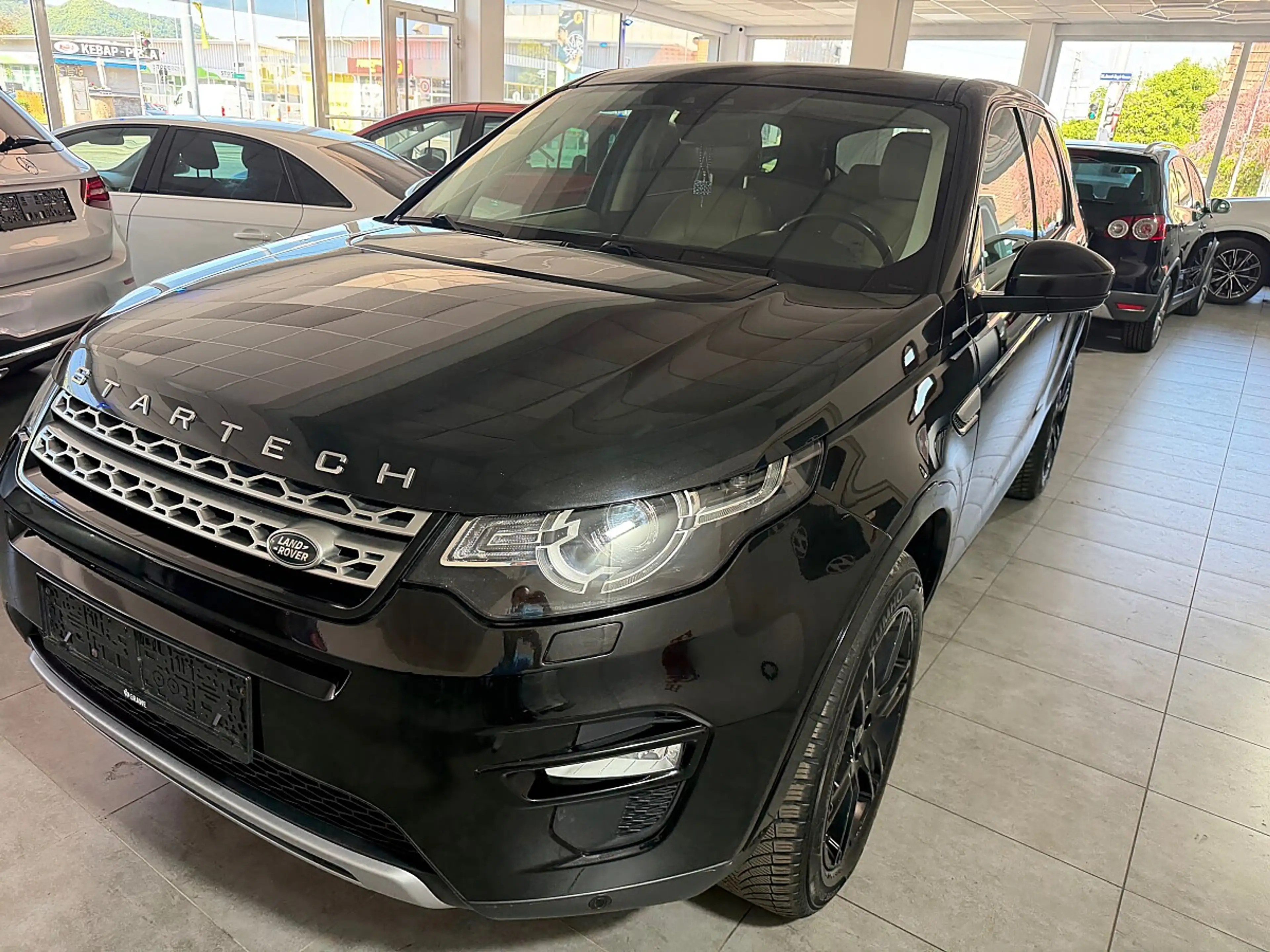 Land Rover Discovery Sport 2,2 SD4 4WD HSE Aut. — photo 6