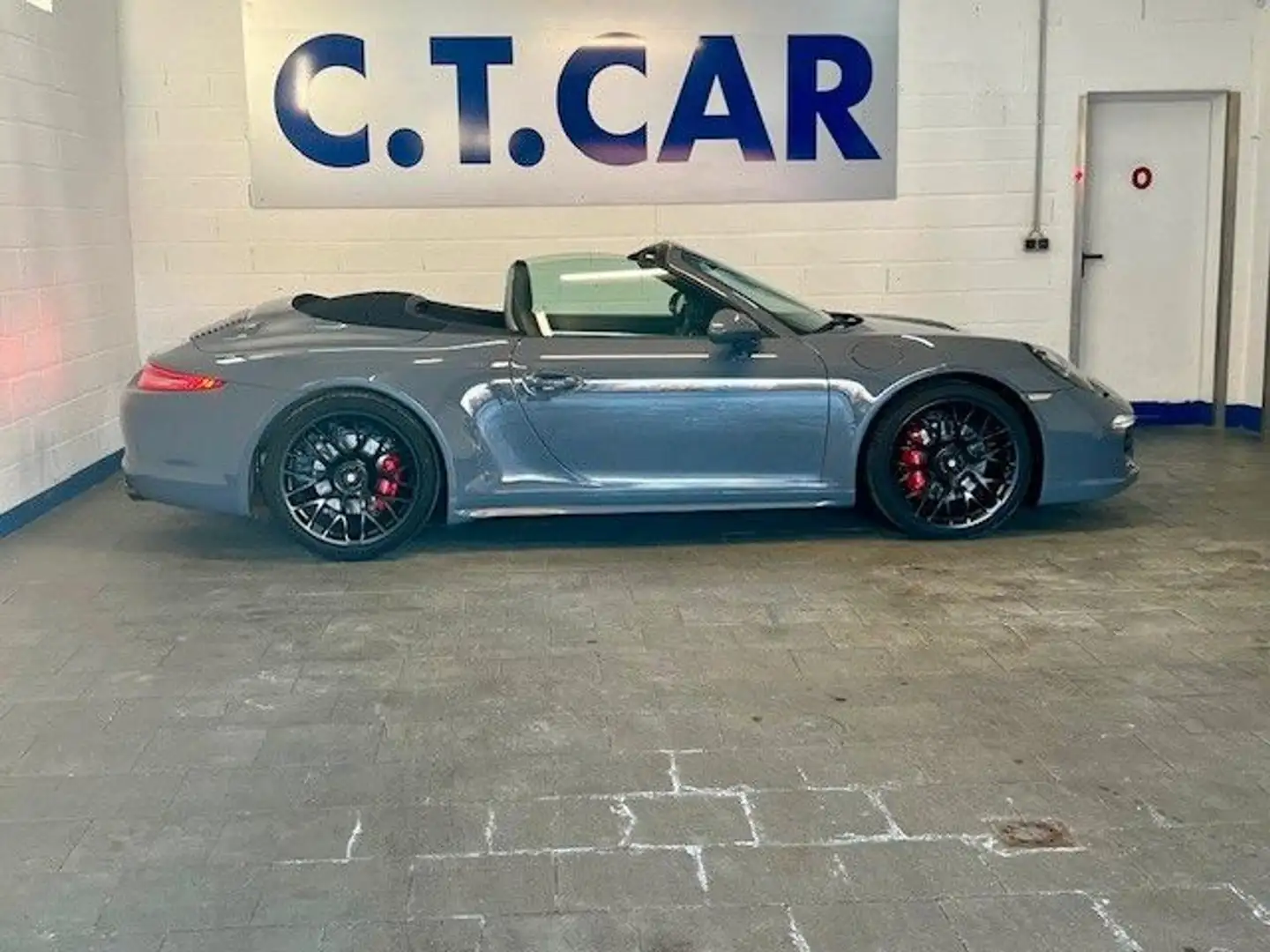 Porsche 991 911 Carrera 4 GTS Cabriolet I Burmester I VOLL Grau - 2