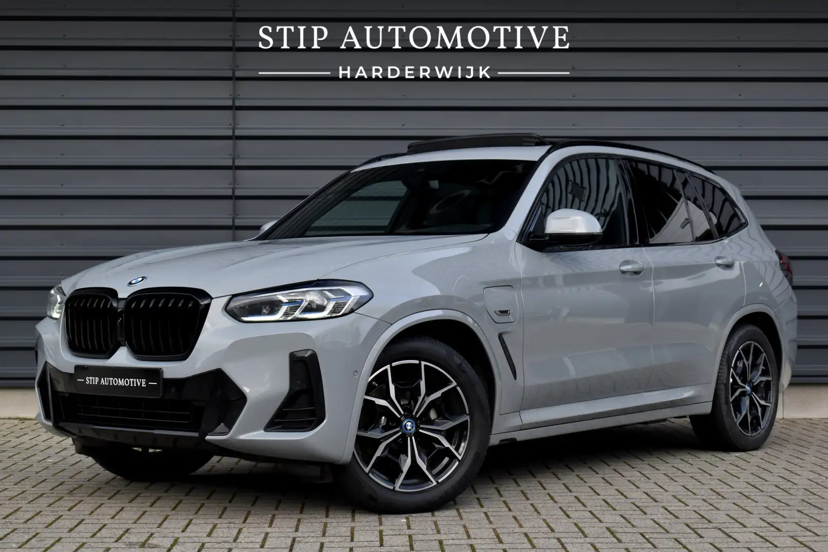 BMW X3 xDrive30e M Sport Shadow | Pano | Laser | Head-Up Gris - 1
