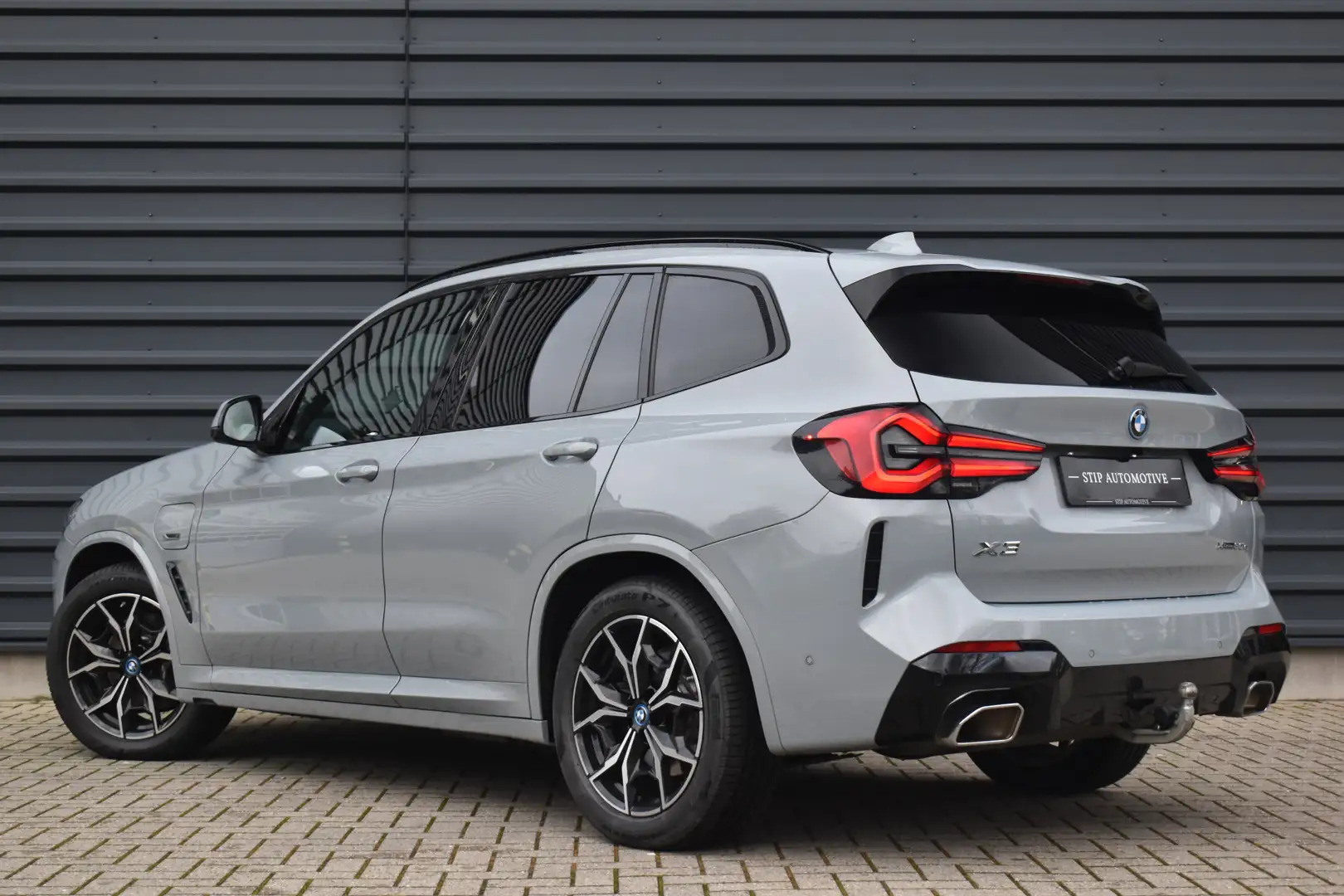 BMW X3 xDrive30e M Sport Shadow | Pano | Laser | Head-Up Gris - 2