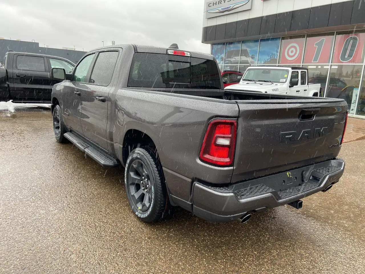 RAM 1500 снимка RAM 1500