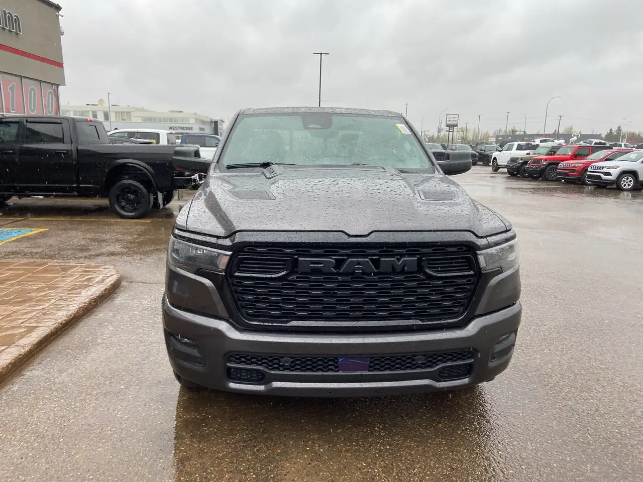 RAM 1500 снимка RAM 1500