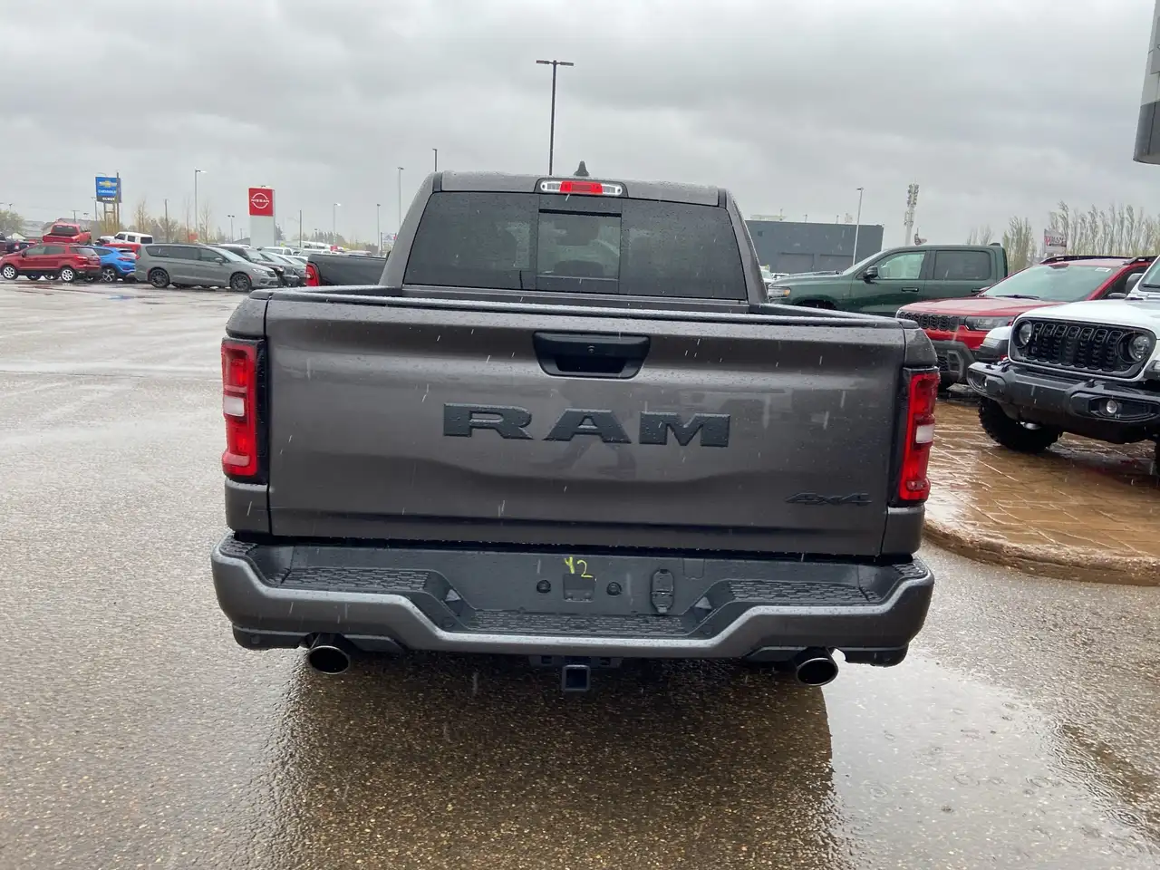 RAM 1500 снимка RAM 1500