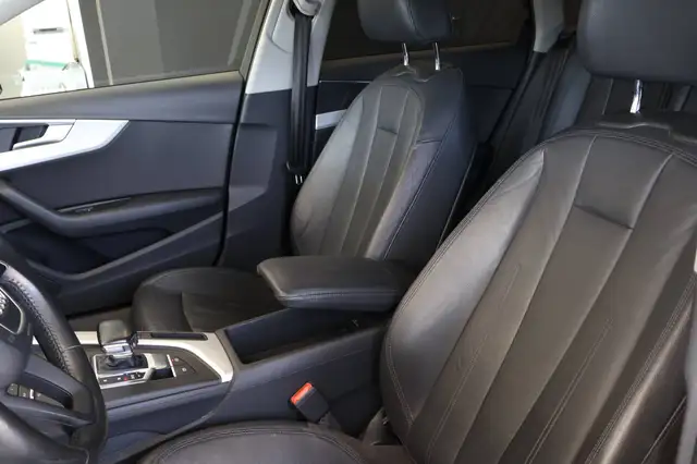 Audi A4 view 11