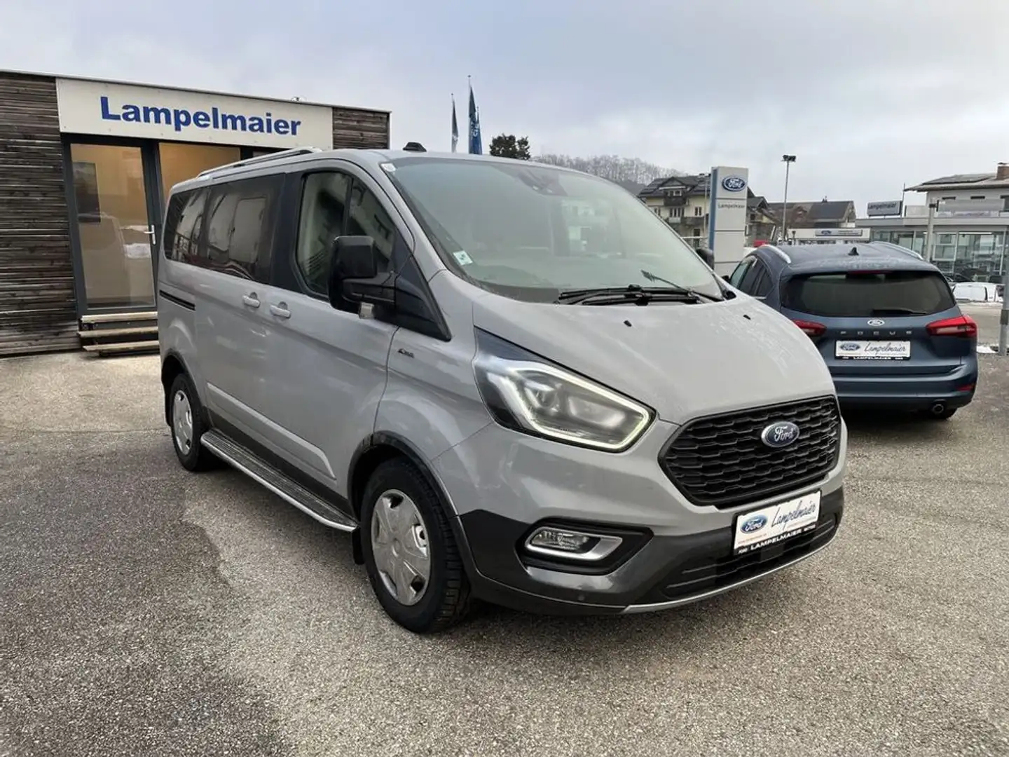 Ford Tourneo Custom Active 2,0 EcoBlue L1 Grau - 1
